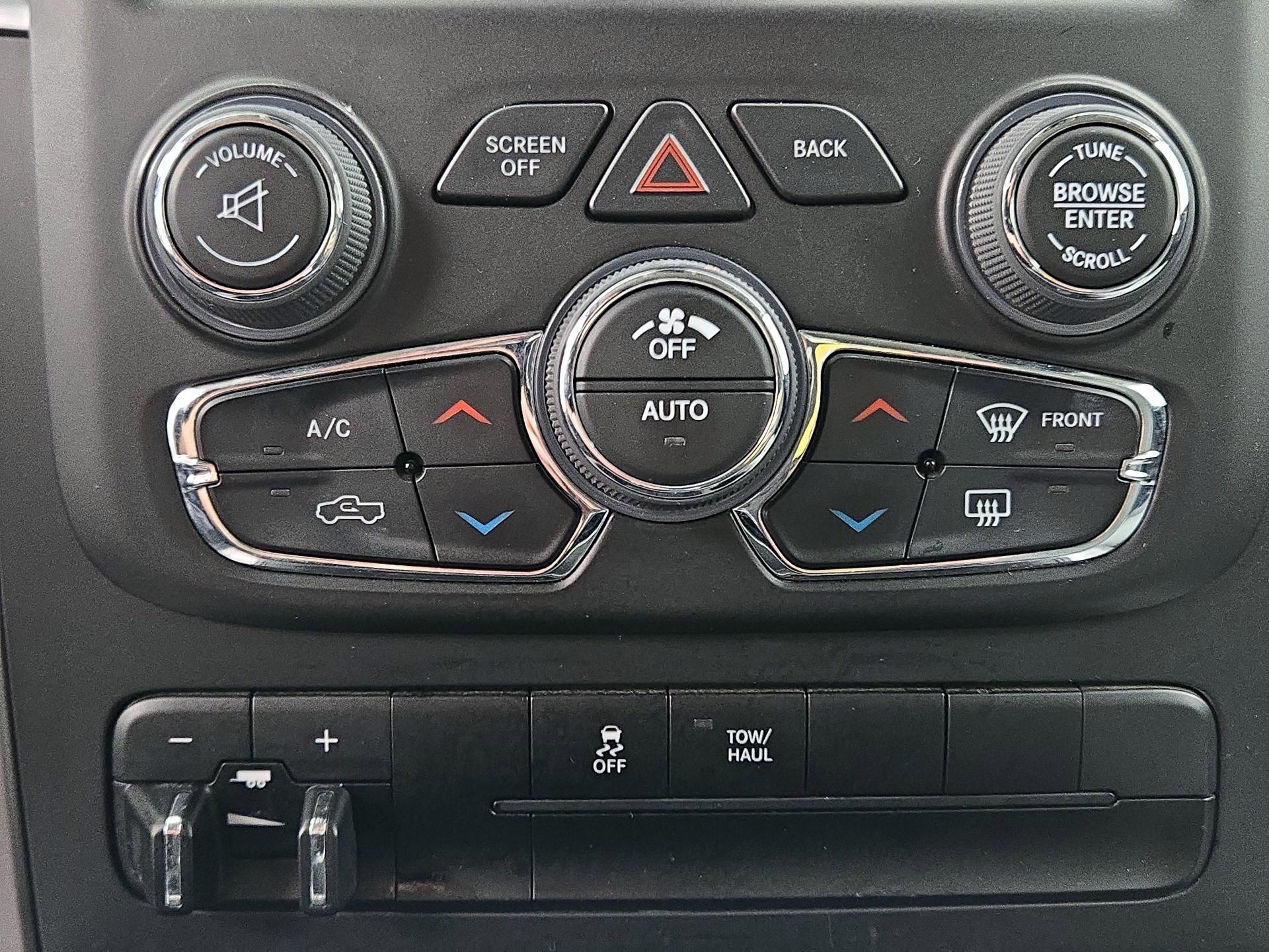 Thumbnail: 2023 RAM 1500 Classic - 17