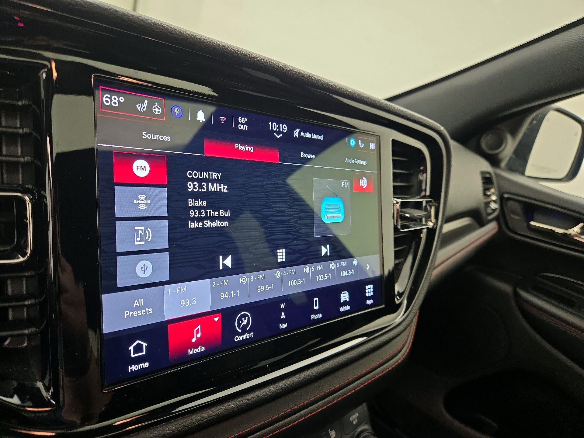 Thumbnail: 2025 Dodge Durango - 16