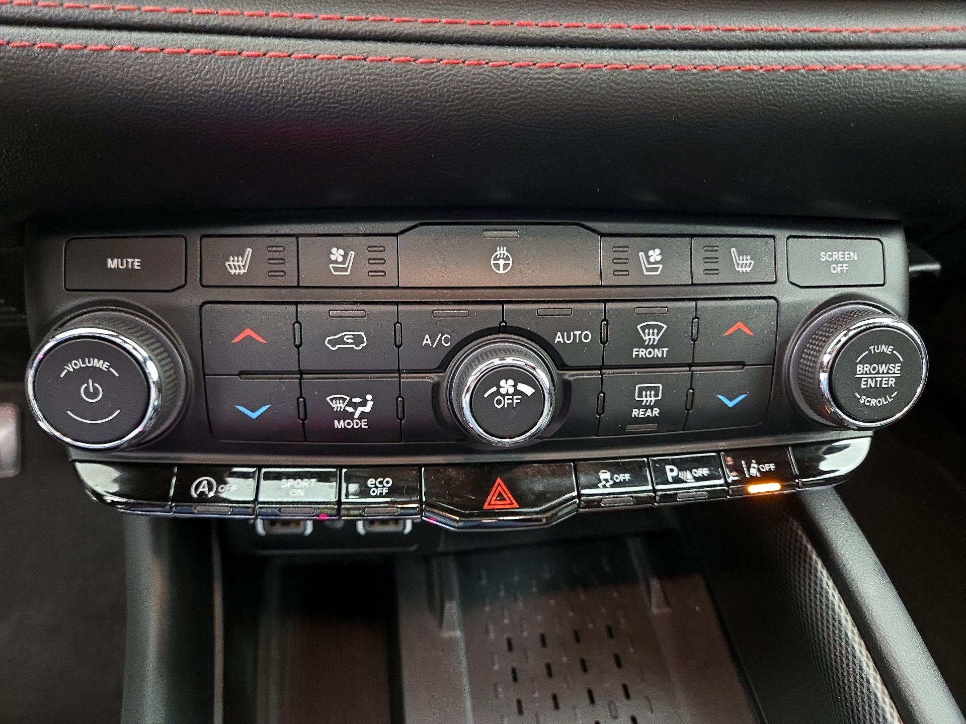 Thumbnail: 2025 Dodge Durango - 17