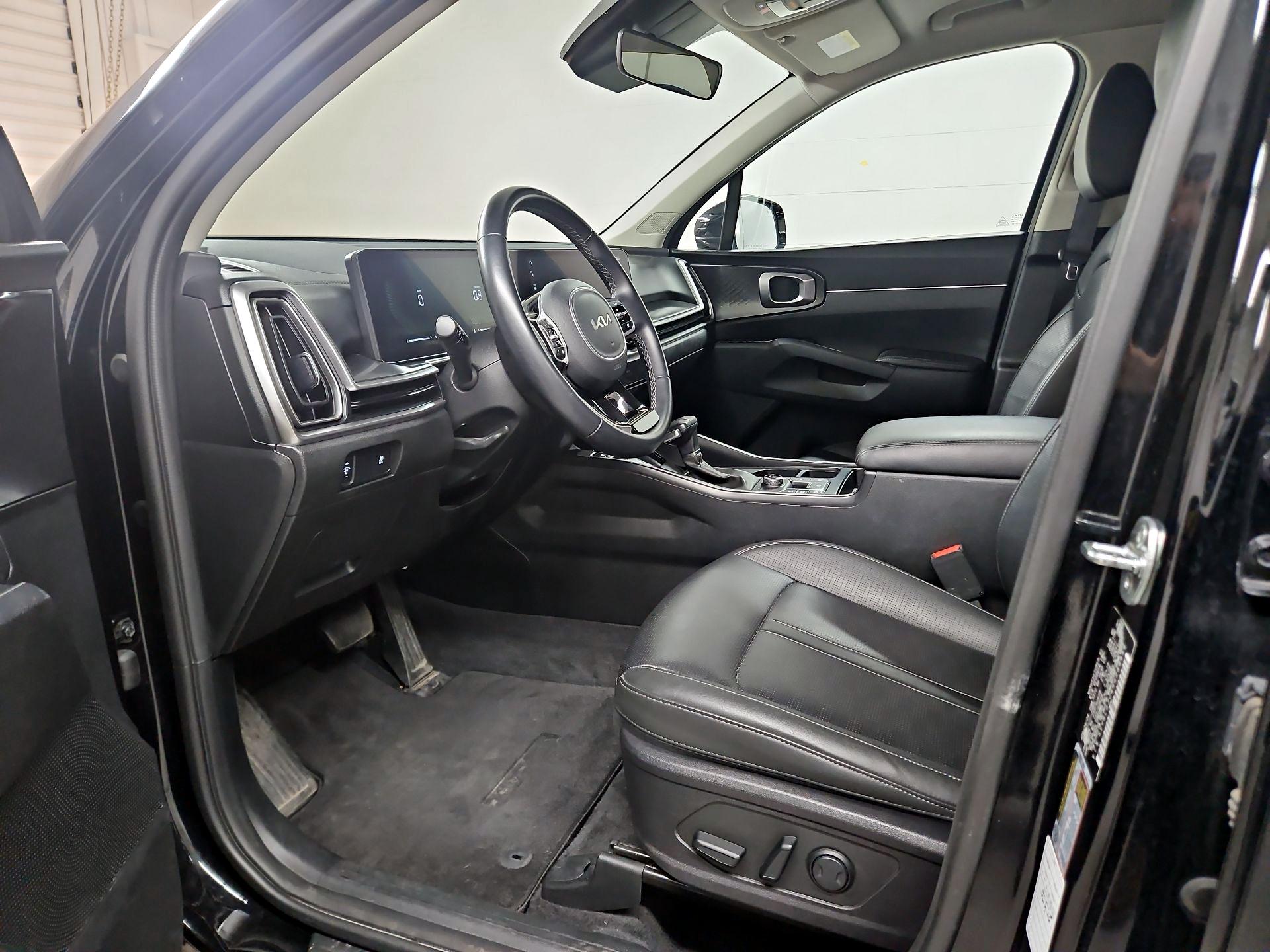 Thumbnail: 2024 Kia Sorento - 11