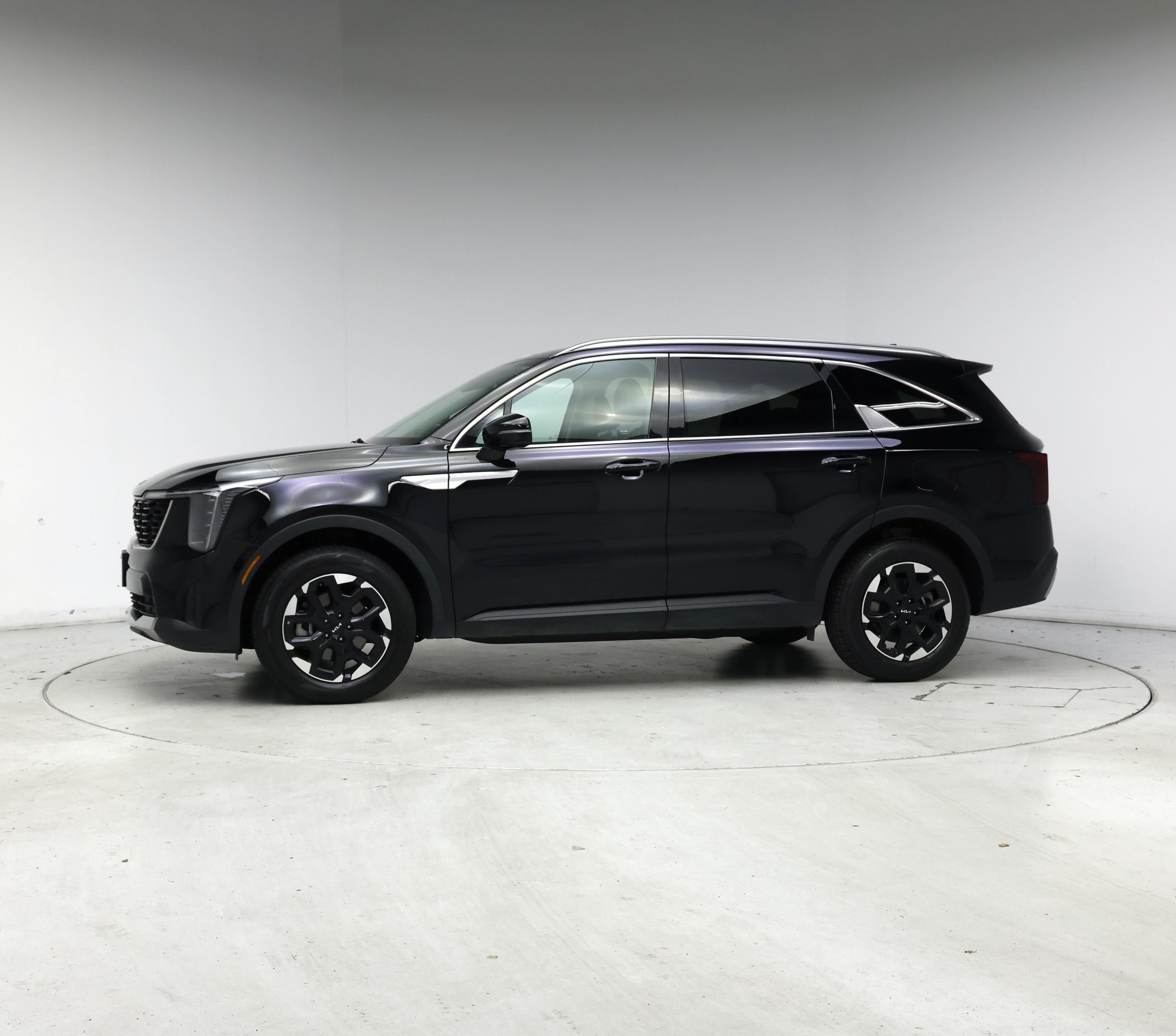 Thumbnail: 2024 Kia Sorento - 3