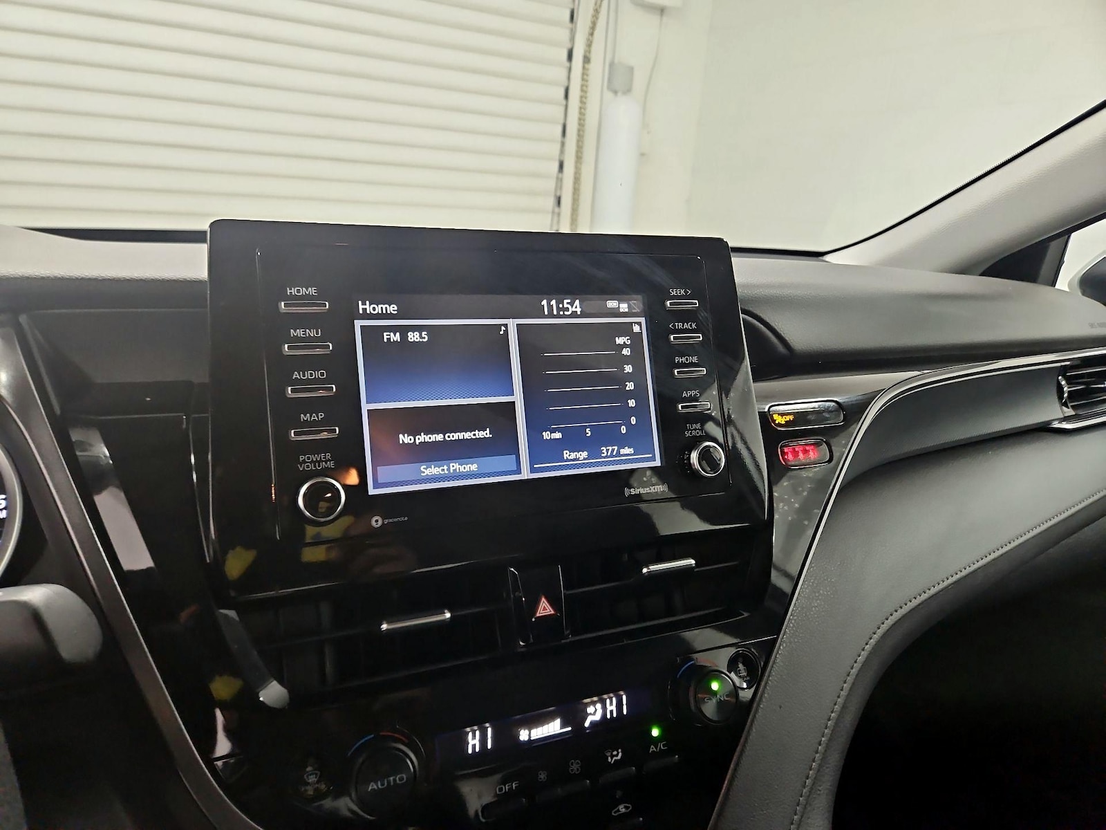 2023 Toyota Camry LE - Photo 16
