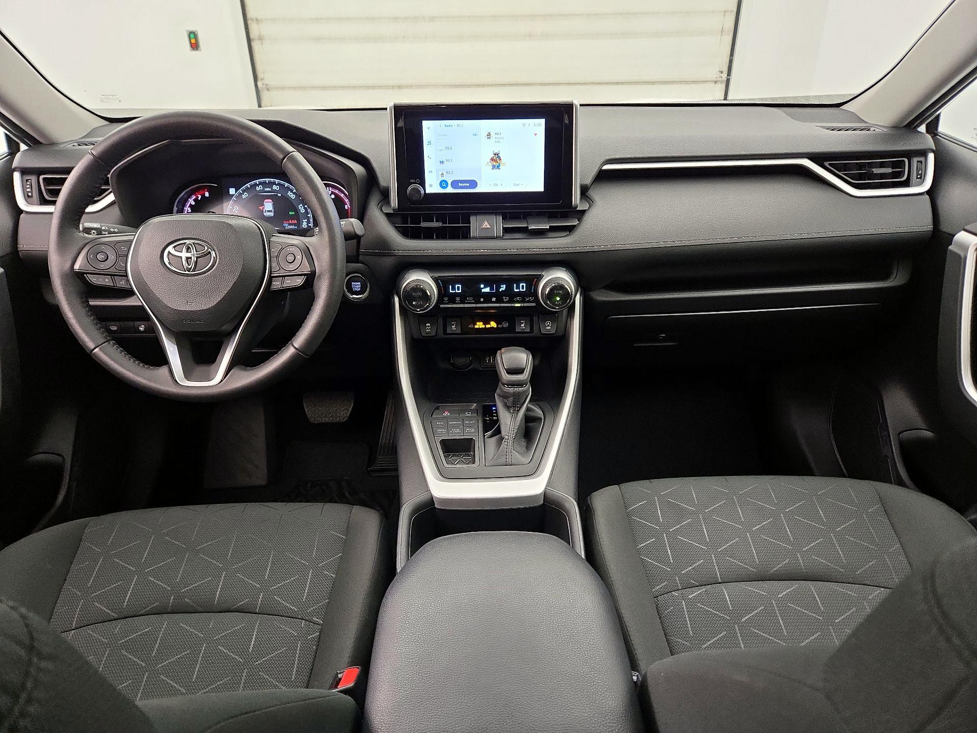 Thumbnail: 2024 Toyota RAV4 - 9