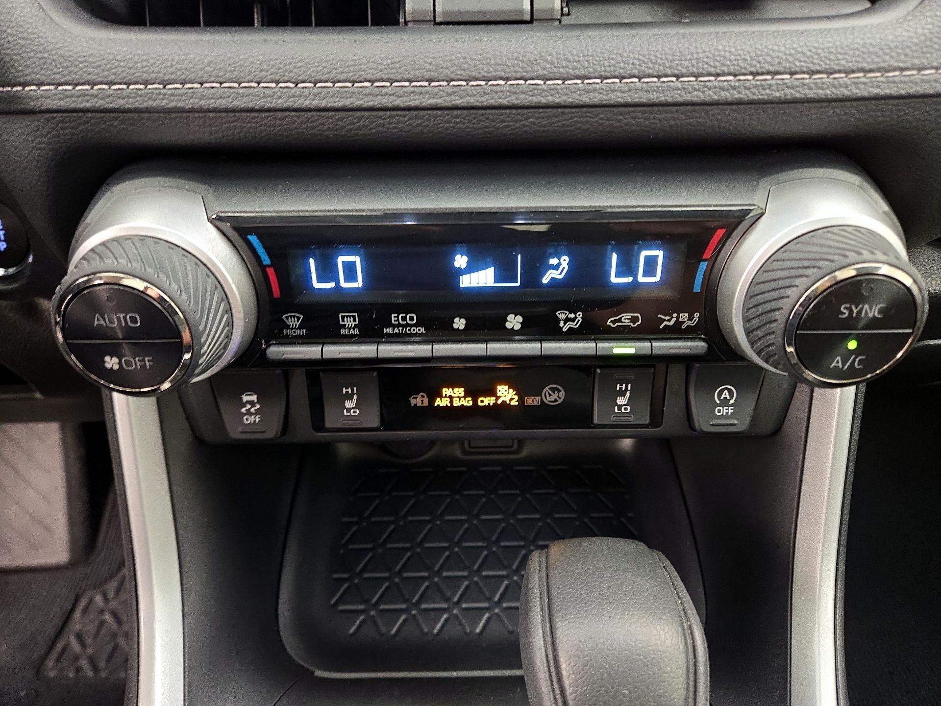 Thumbnail: 2024 Toyota RAV4 - 16