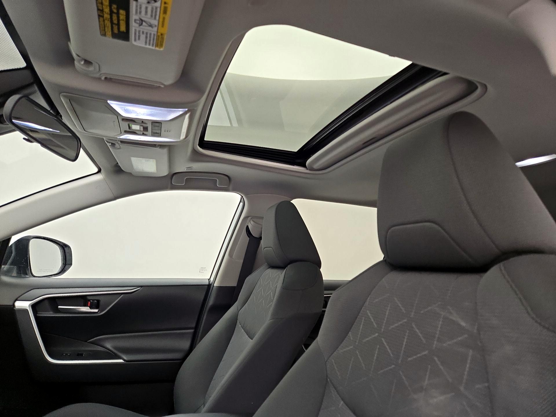 Thumbnail: 2024 Toyota RAV4 - 19