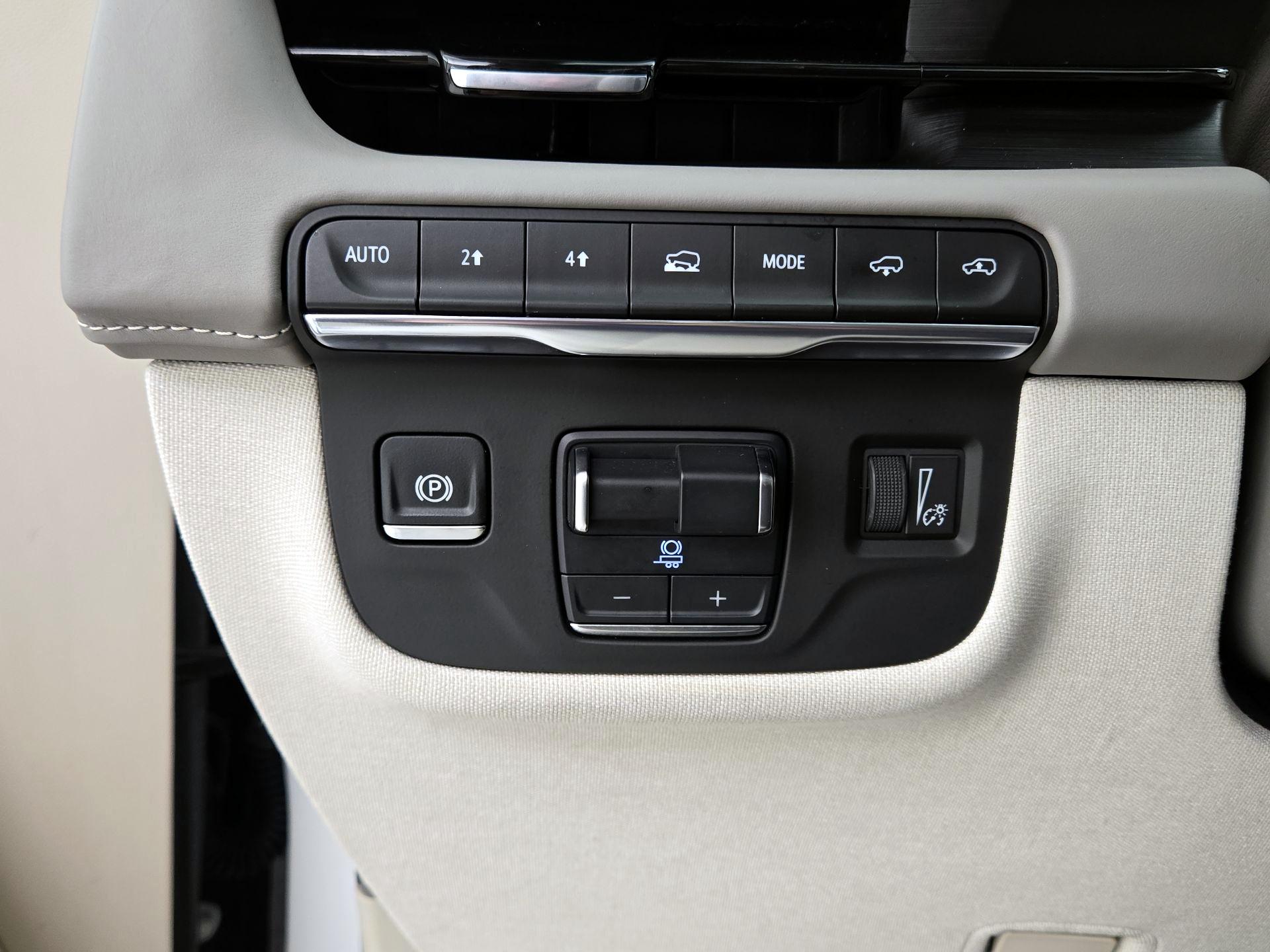 Thumbnail: 2024 Cadillac Escalade - 13