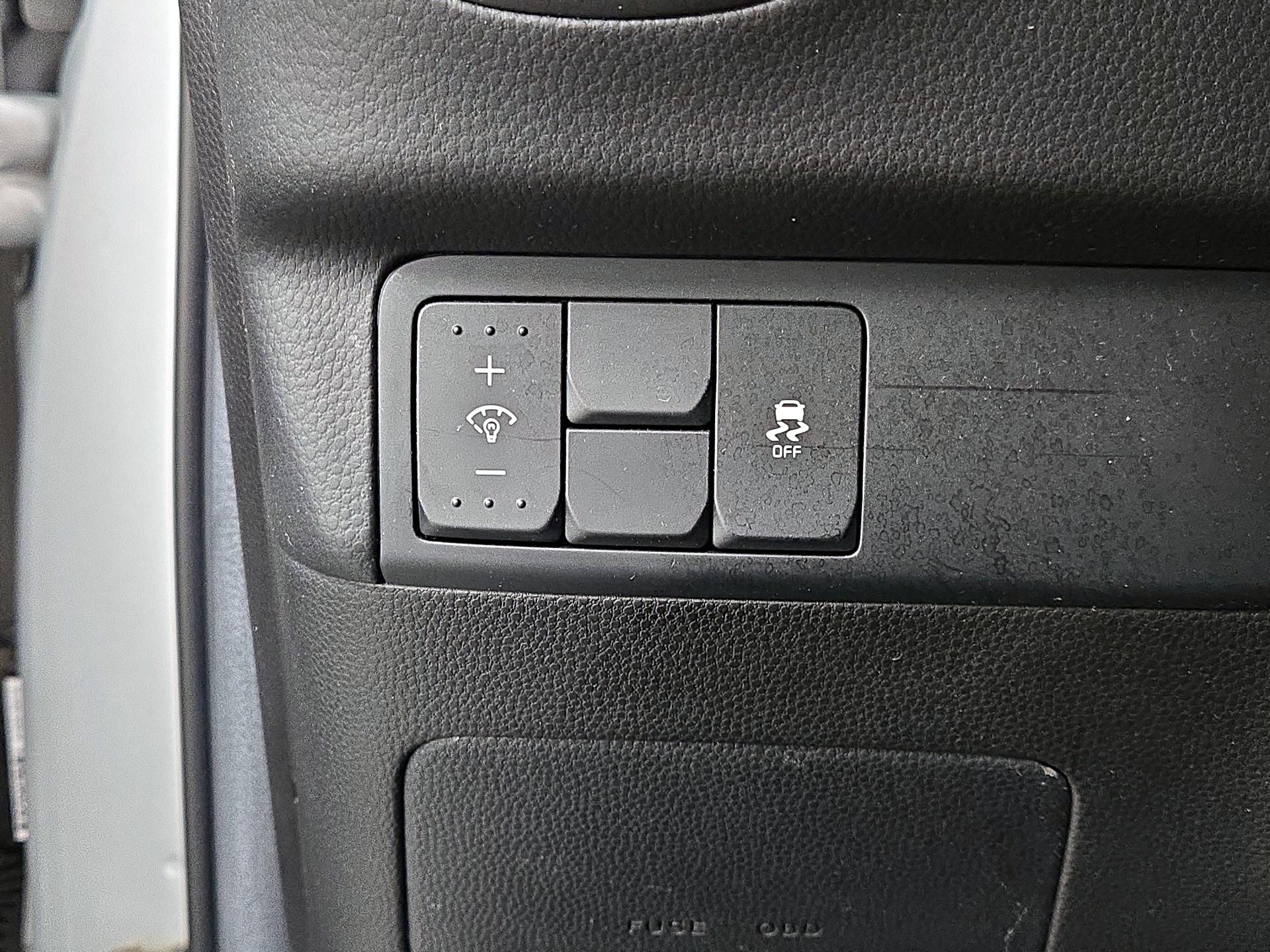 Thumbnail: 2015 Kia Soul - 13