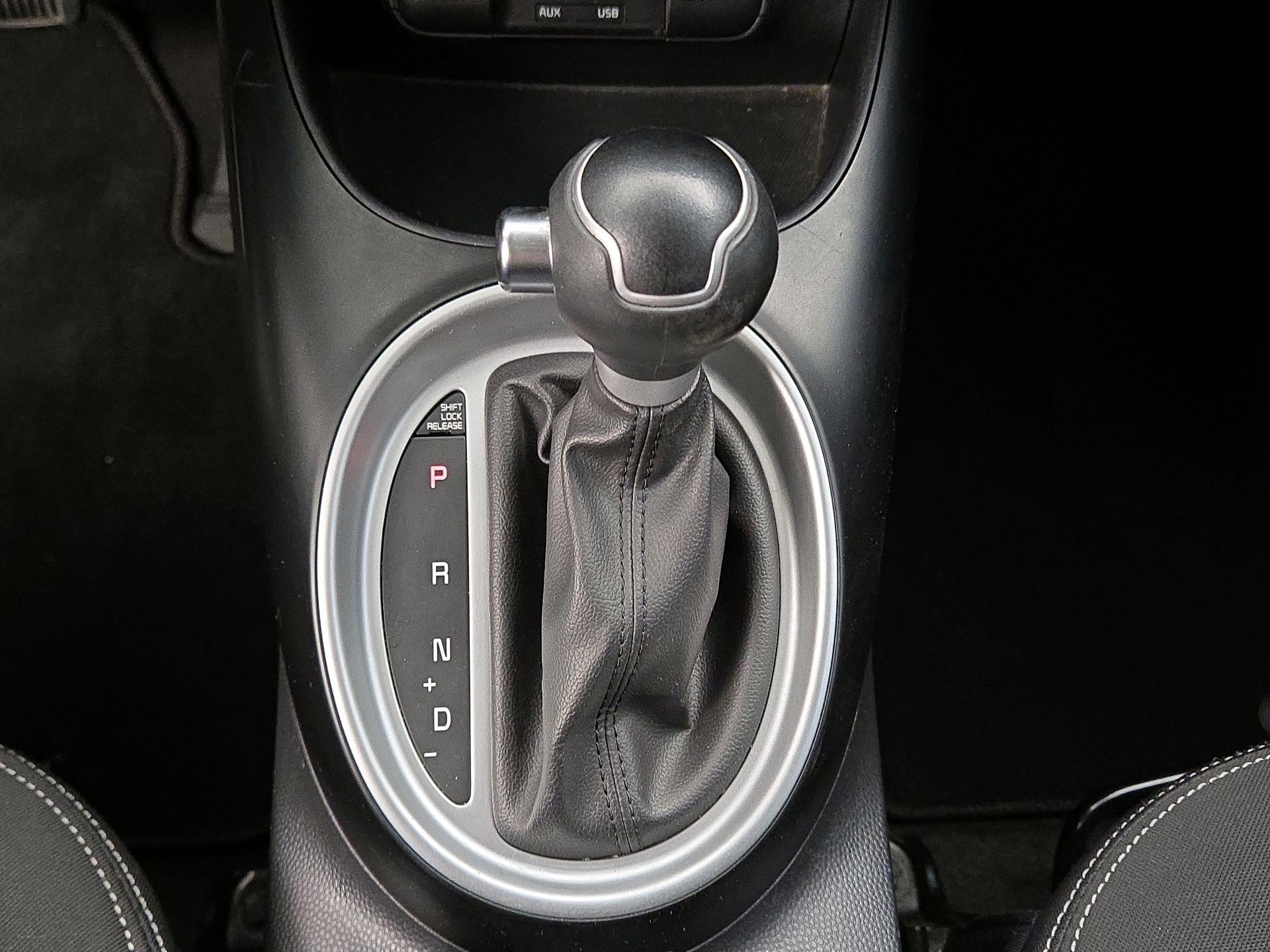 Thumbnail: 2015 Kia Soul - 16