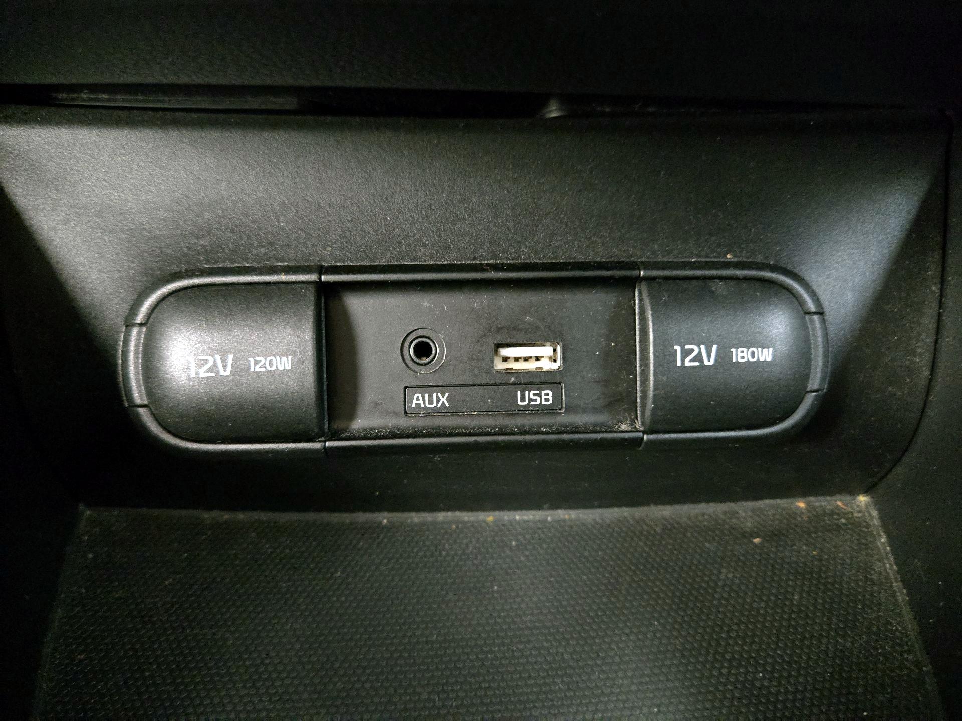 Thumbnail: 2015 Kia Soul - 17