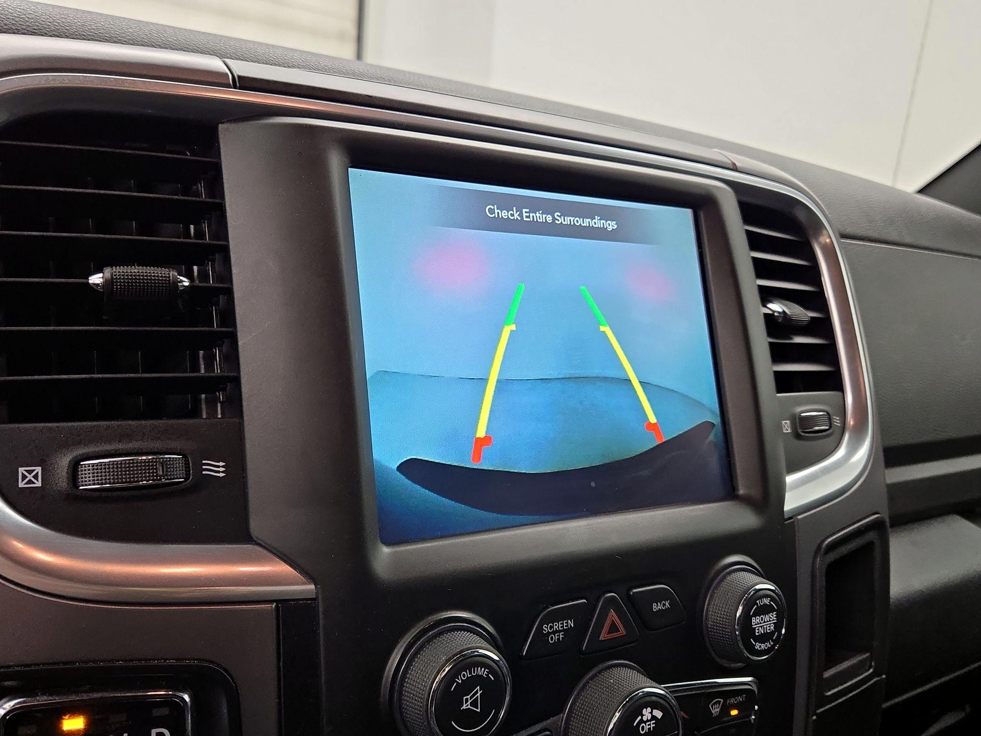 Thumbnail: 2021 RAM 1500 Classic - 14