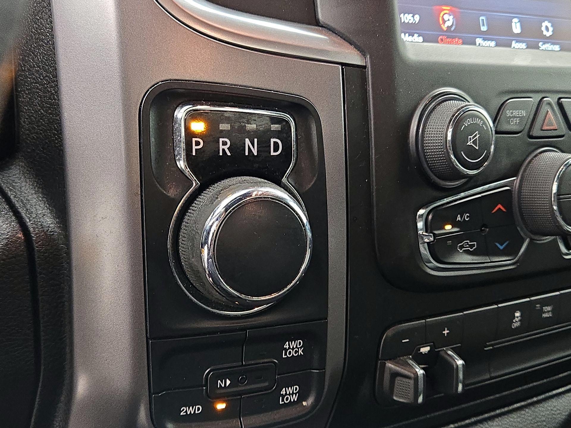 Thumbnail: 2021 RAM 1500 Classic - 17