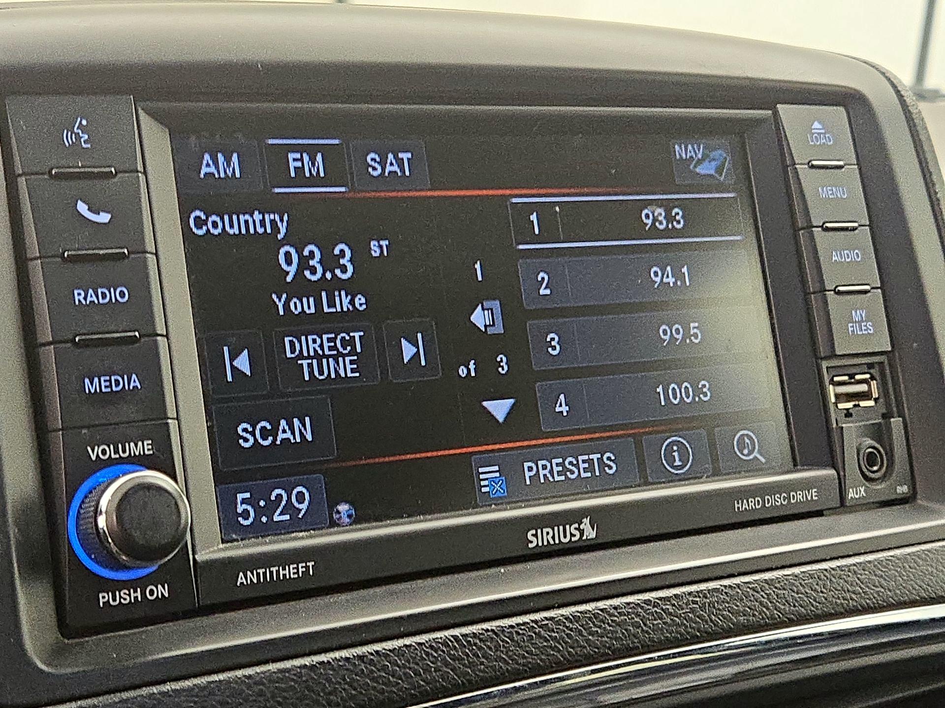 Thumbnail: 2018 Dodge Grand Caravan - 15