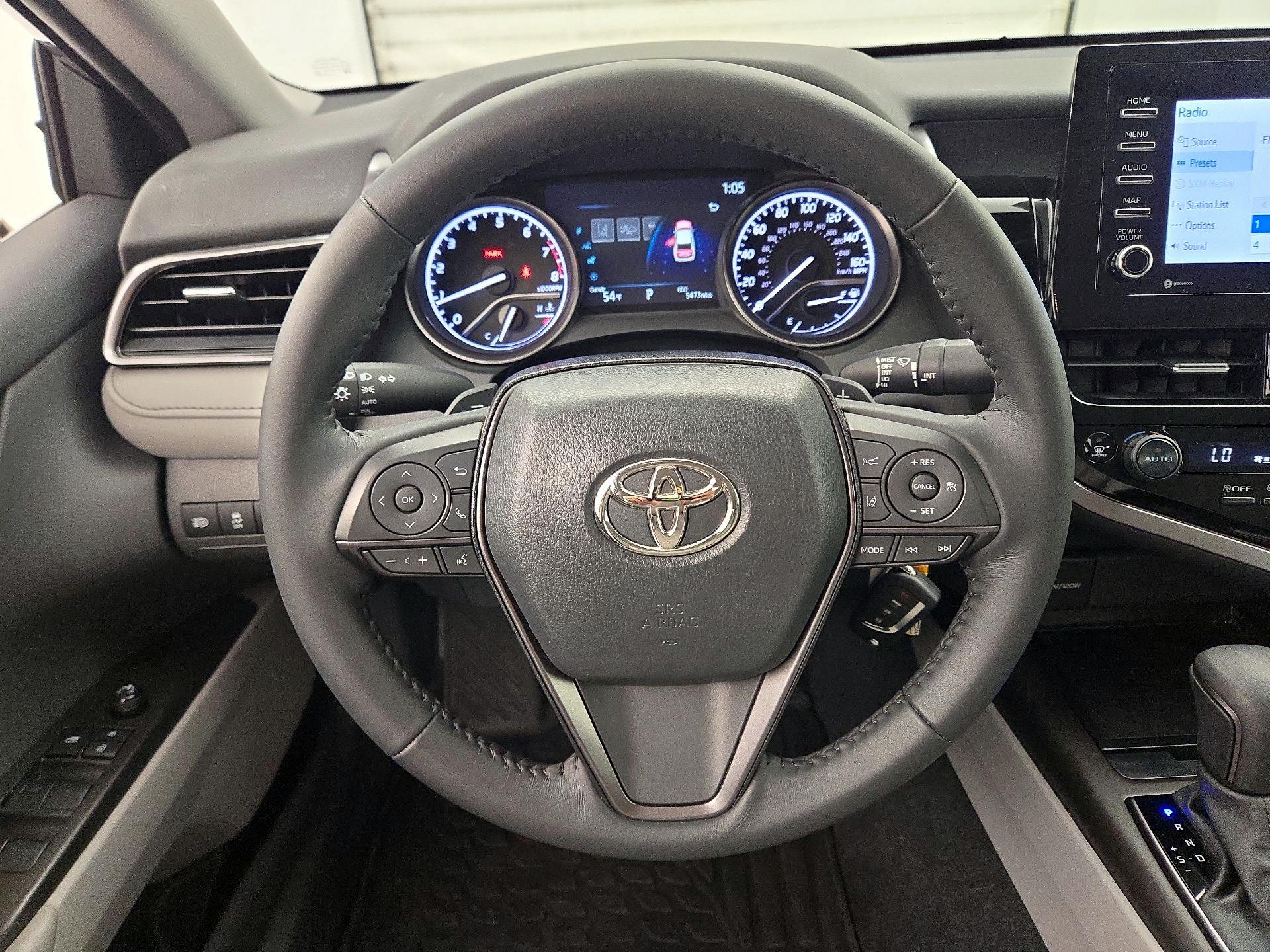 Thumbnail: 2023 Toyota Camry - 10