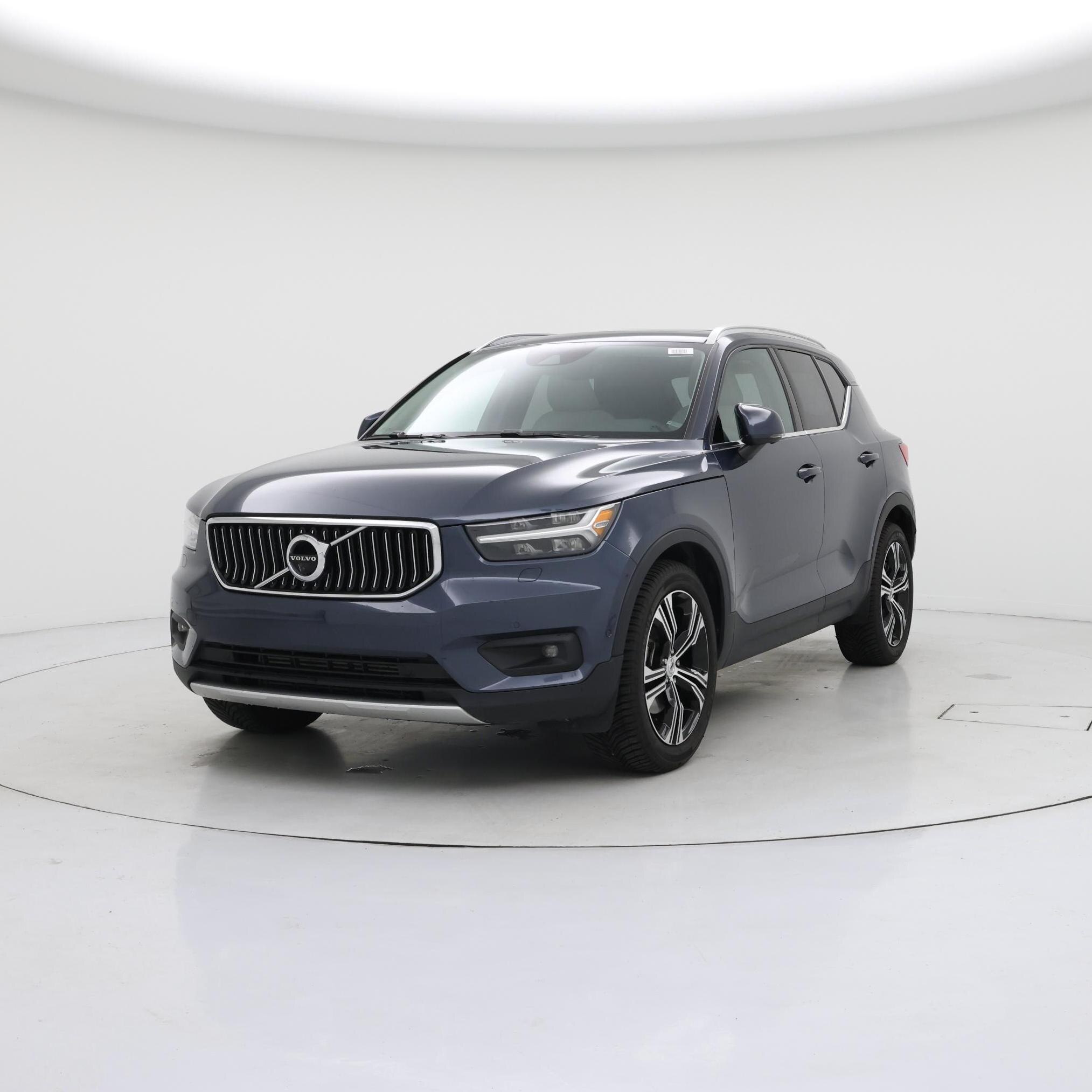 Thumbnail: 2020 Volvo XC40 - 4
