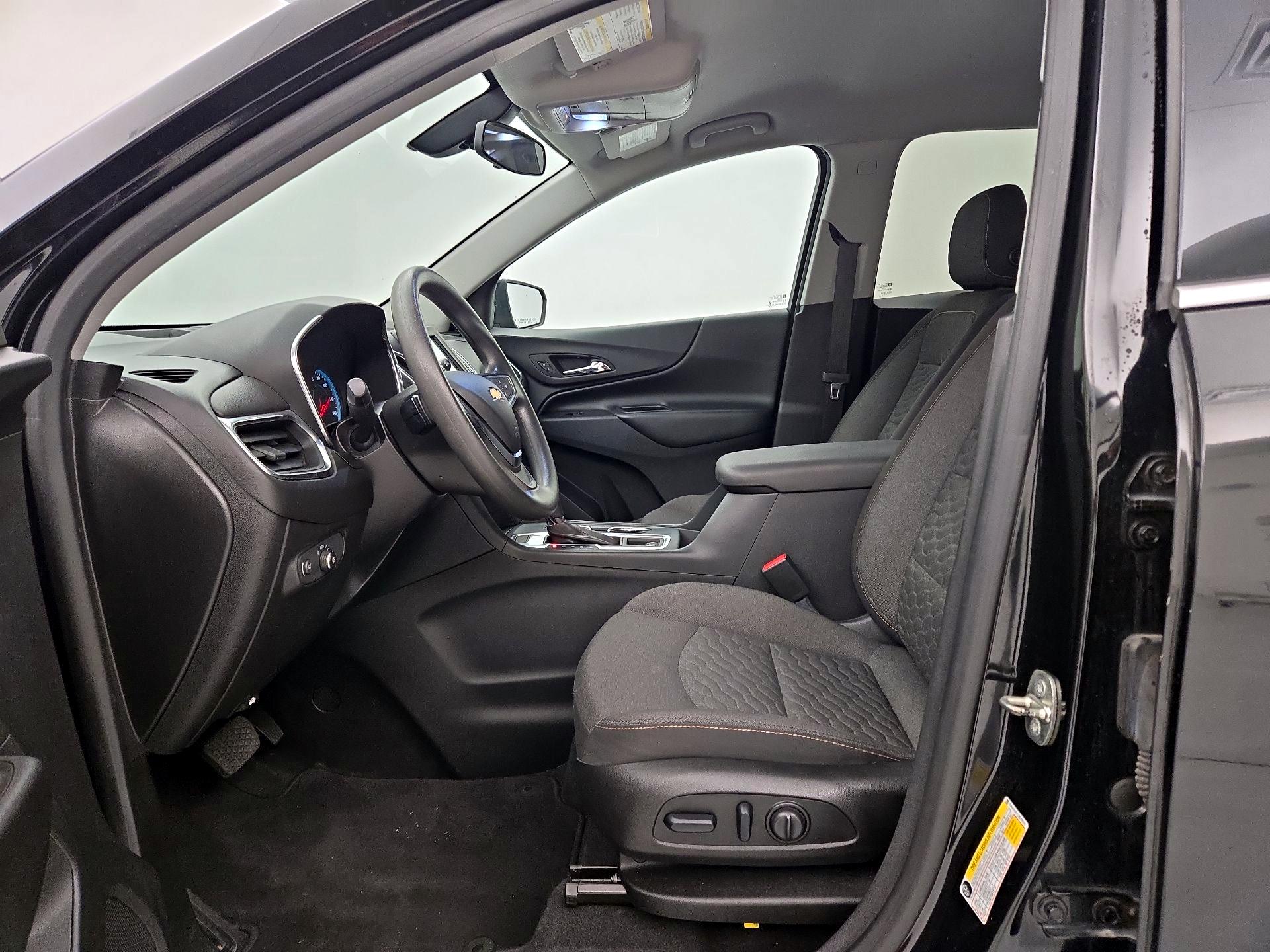 Thumbnail: 2018 Chevrolet Equinox - 11