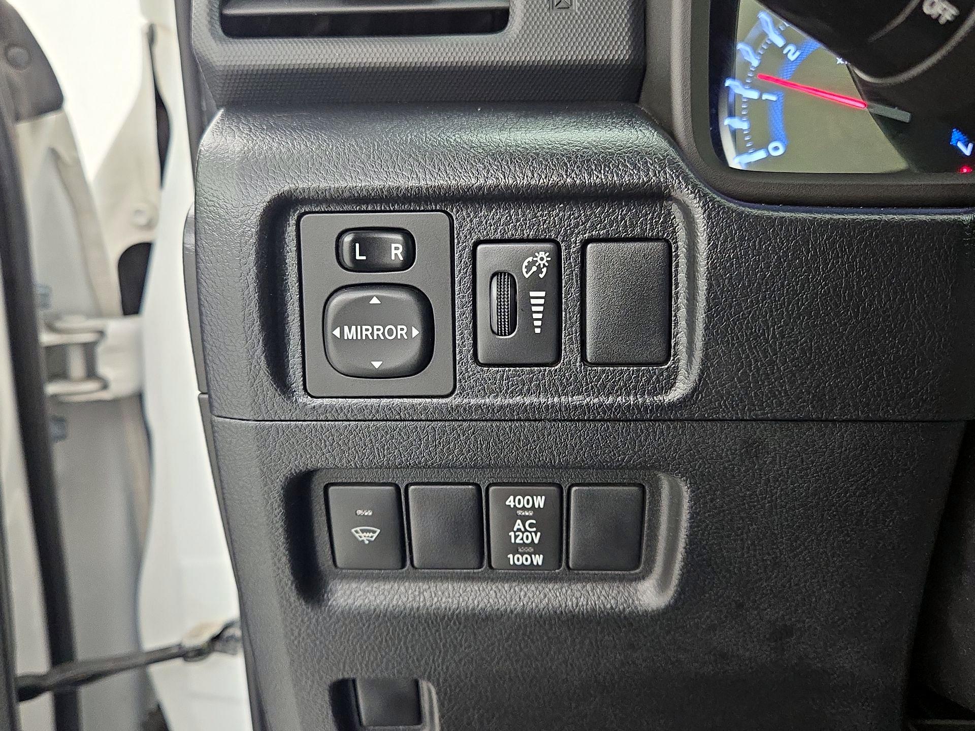 Thumbnail: 2019 Toyota 4Runner - 13