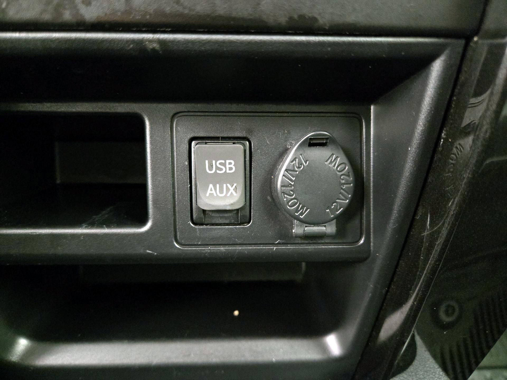 Thumbnail: 2019 Toyota 4Runner - 18