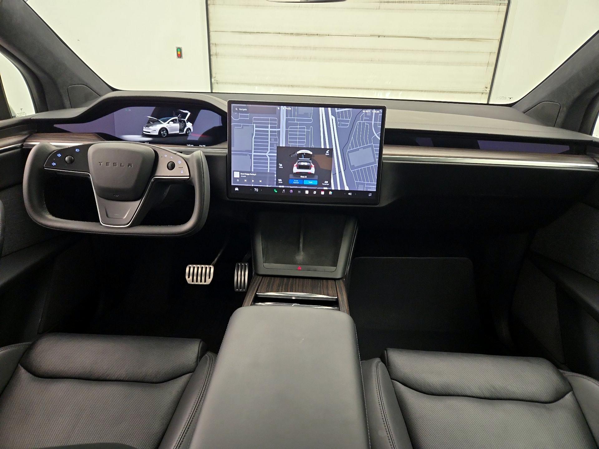 Thumbnail: 2022 Tesla Model X - 9