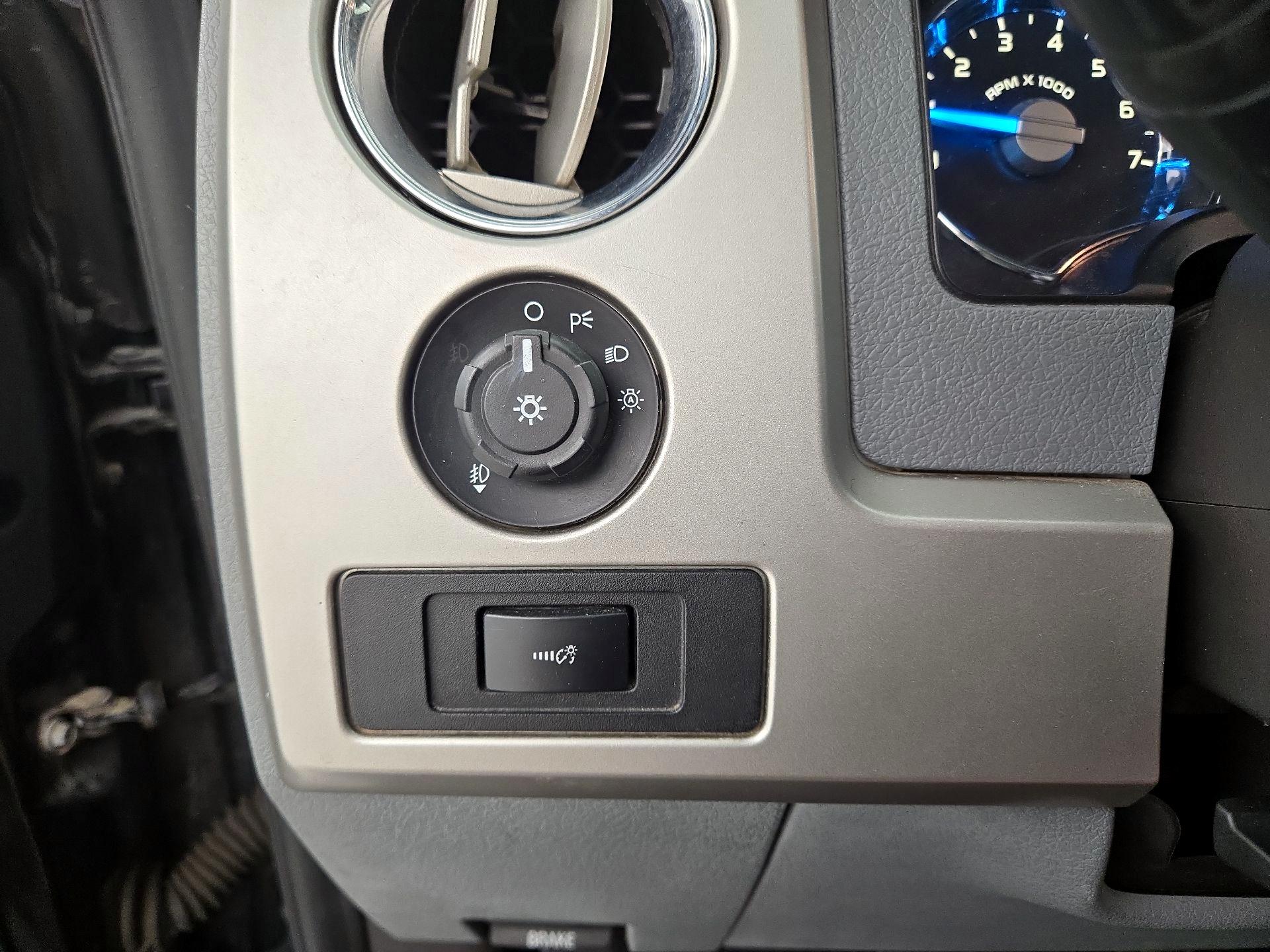 Thumbnail: 2014 Ford F-150 - 13