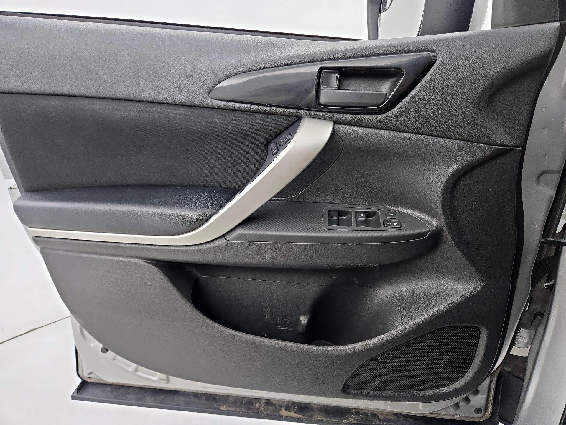 Thumbnail: 2019 Mitsubishi Eclipse Cross - 12