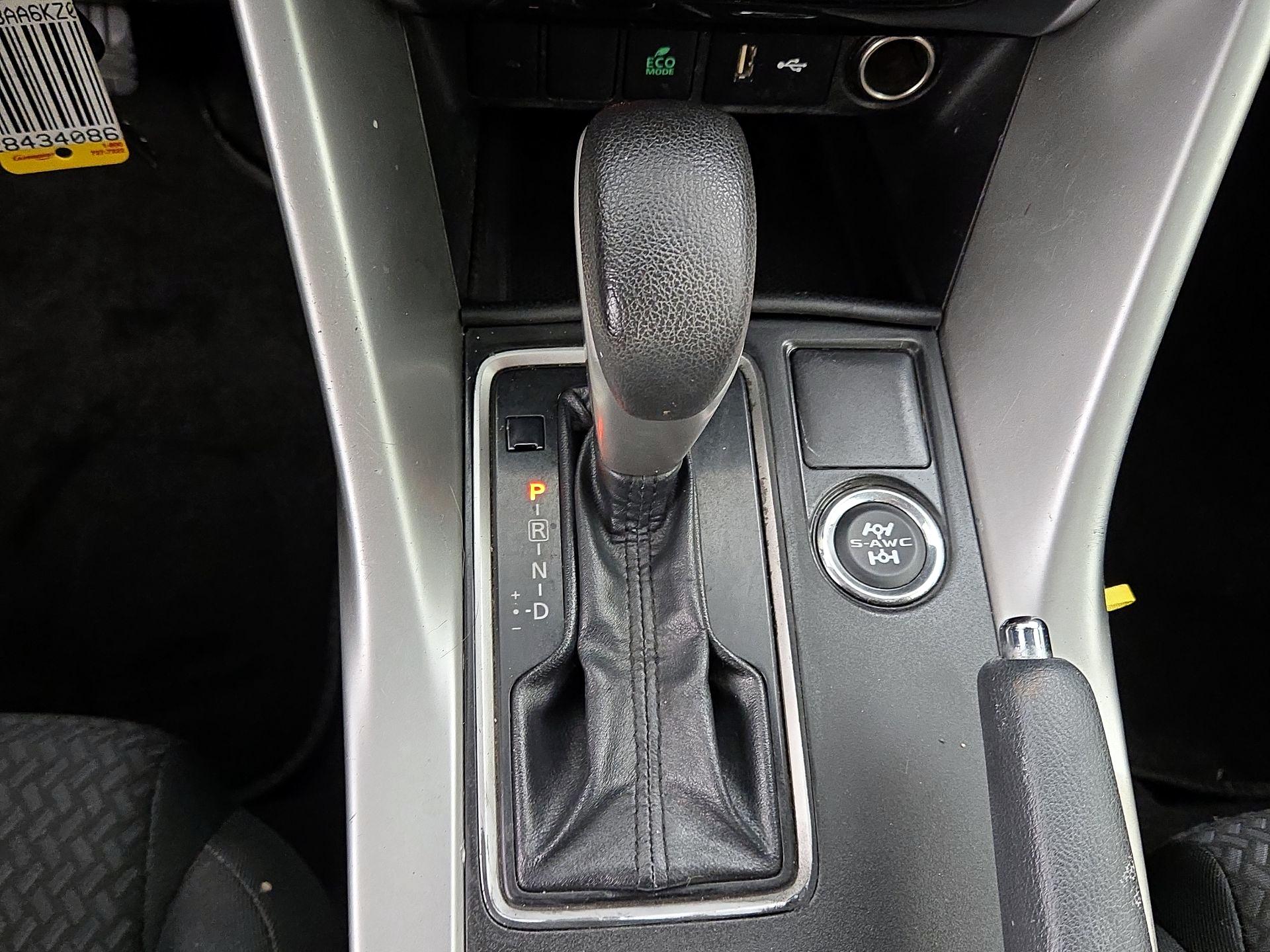 Thumbnail: 2019 Mitsubishi Eclipse Cross - 17