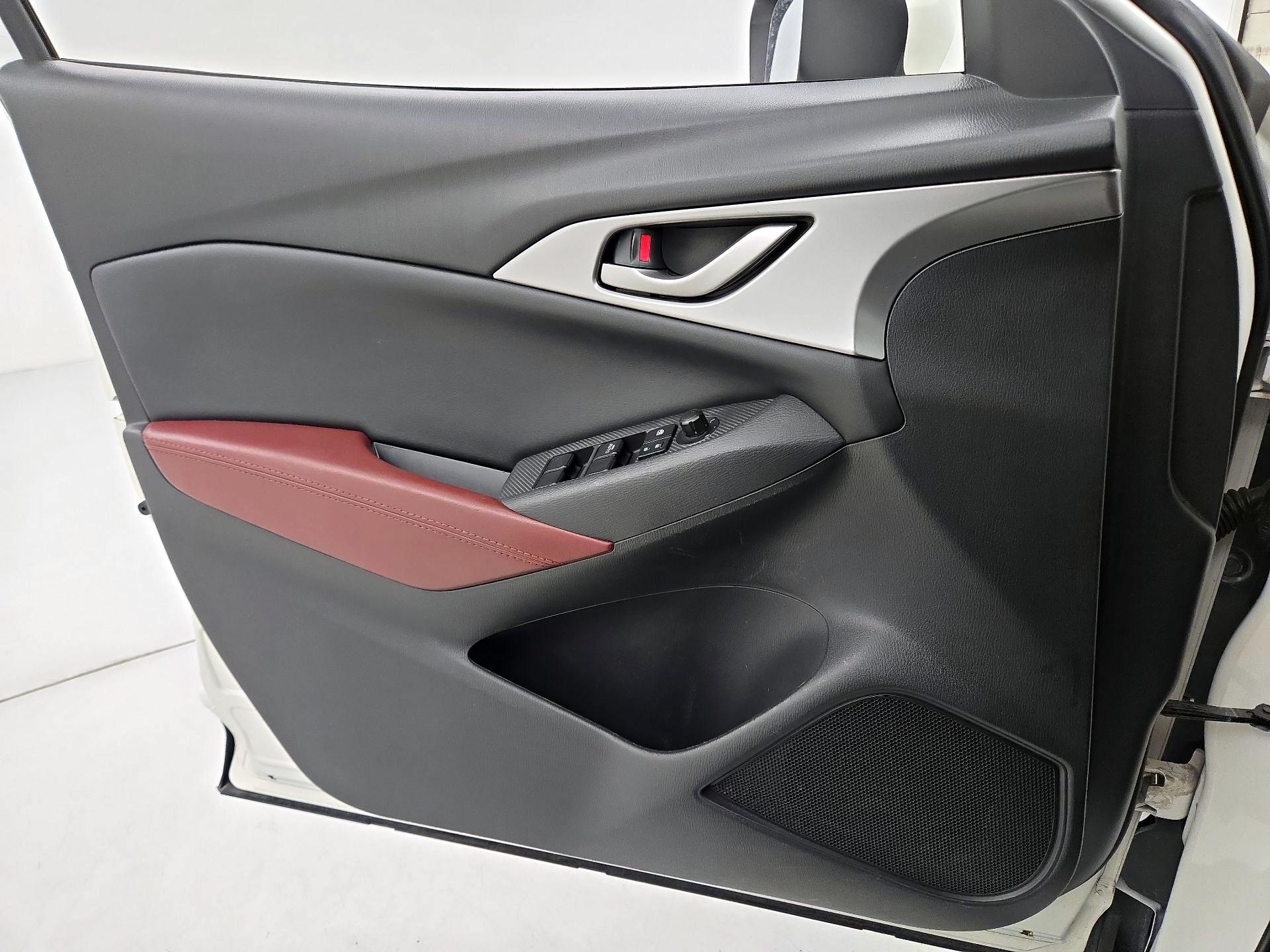 Thumbnail: 2016 Mazda CX-3 - 12