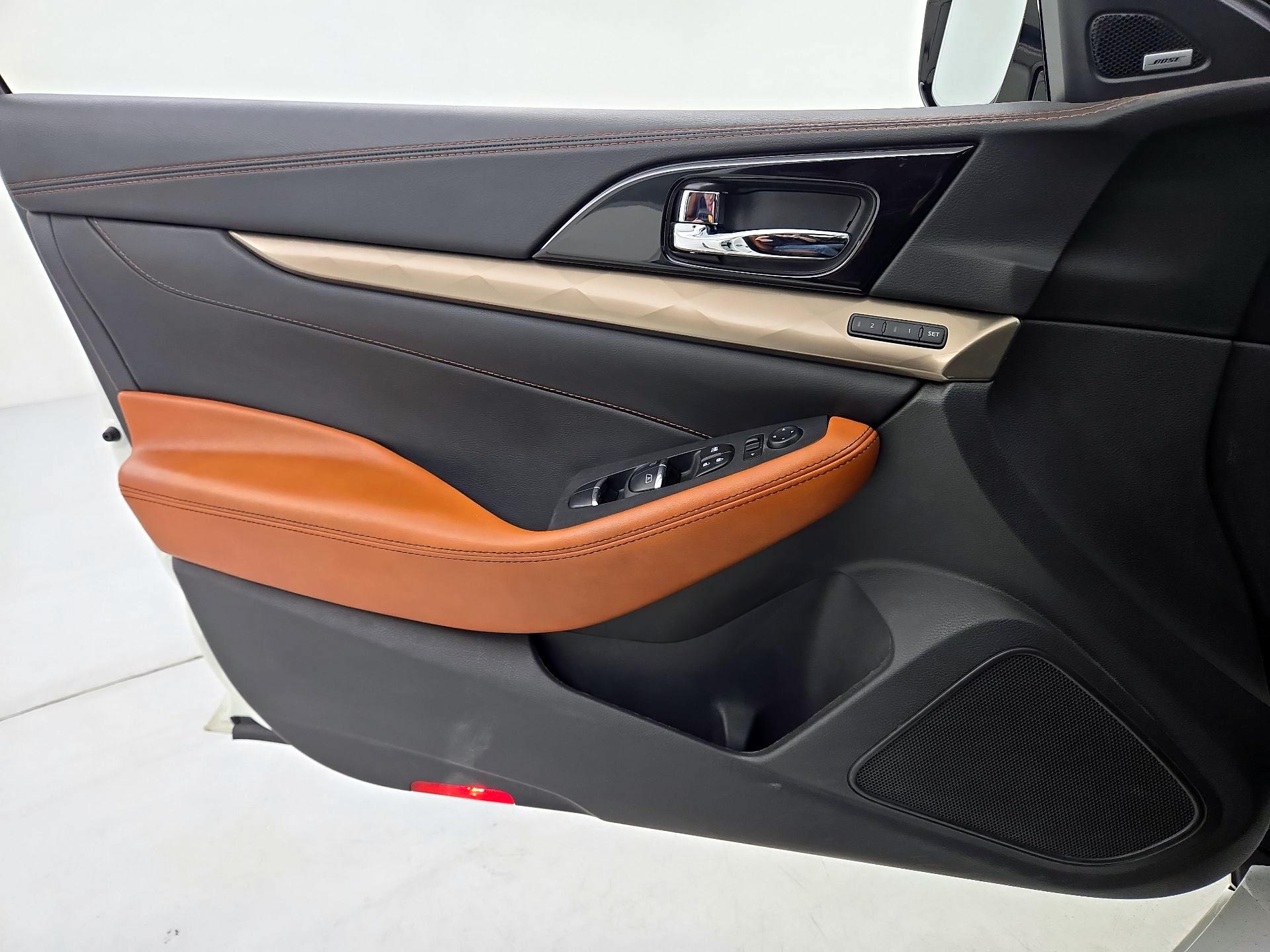 Thumbnail: 2020 Nissan Maxima - 12