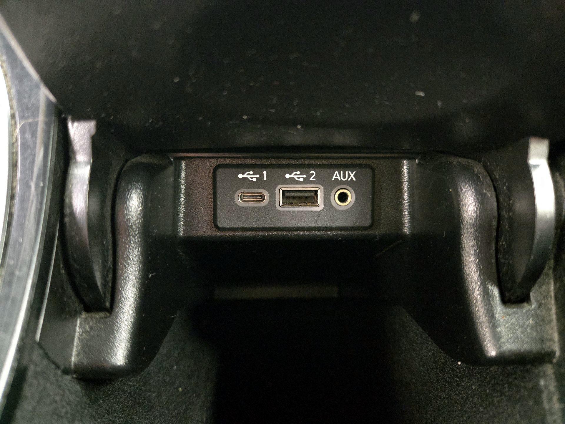 Thumbnail: 2020 Nissan Maxima - 19