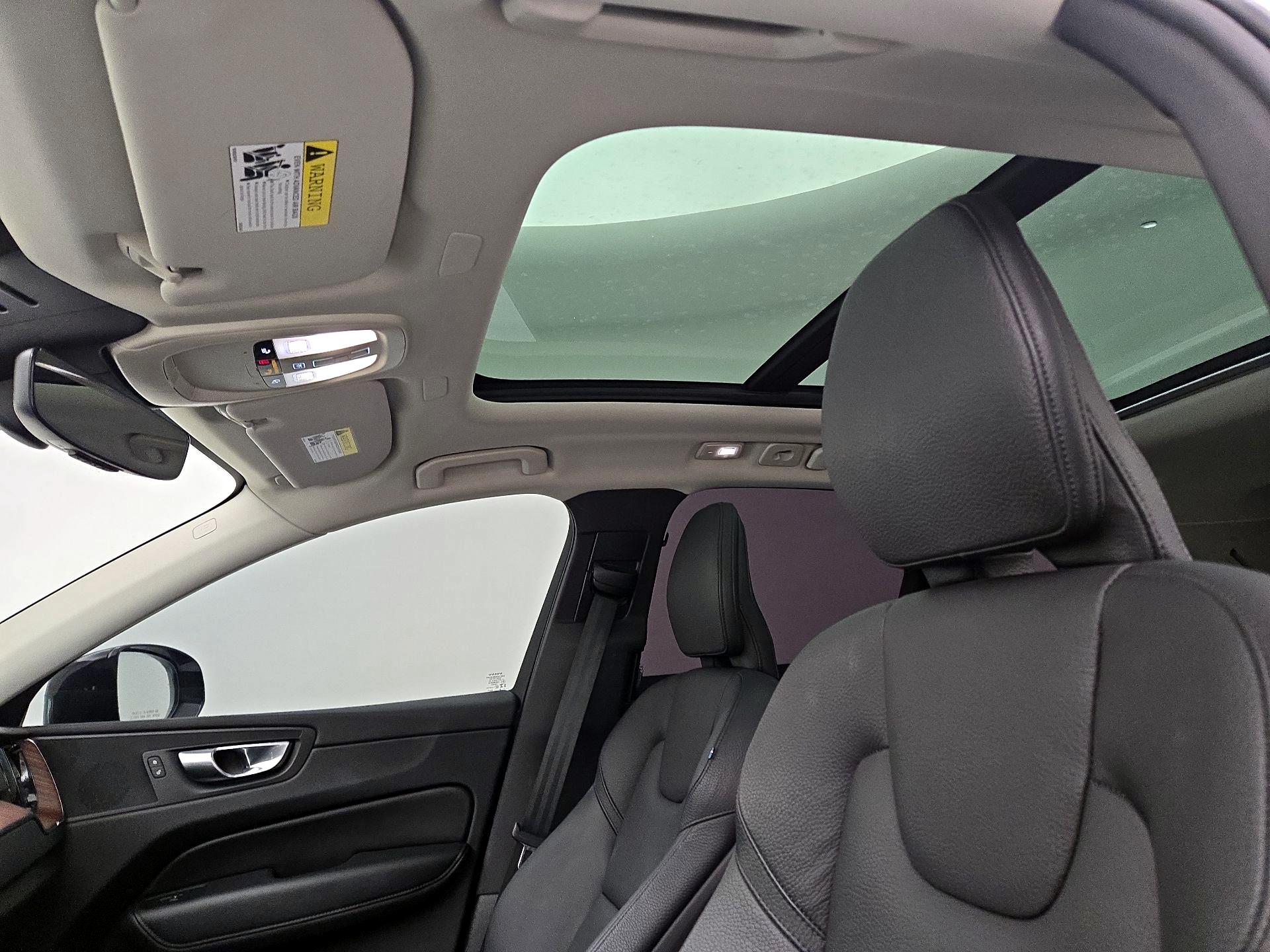 Thumbnail: 2024 Volvo XC60 - 19