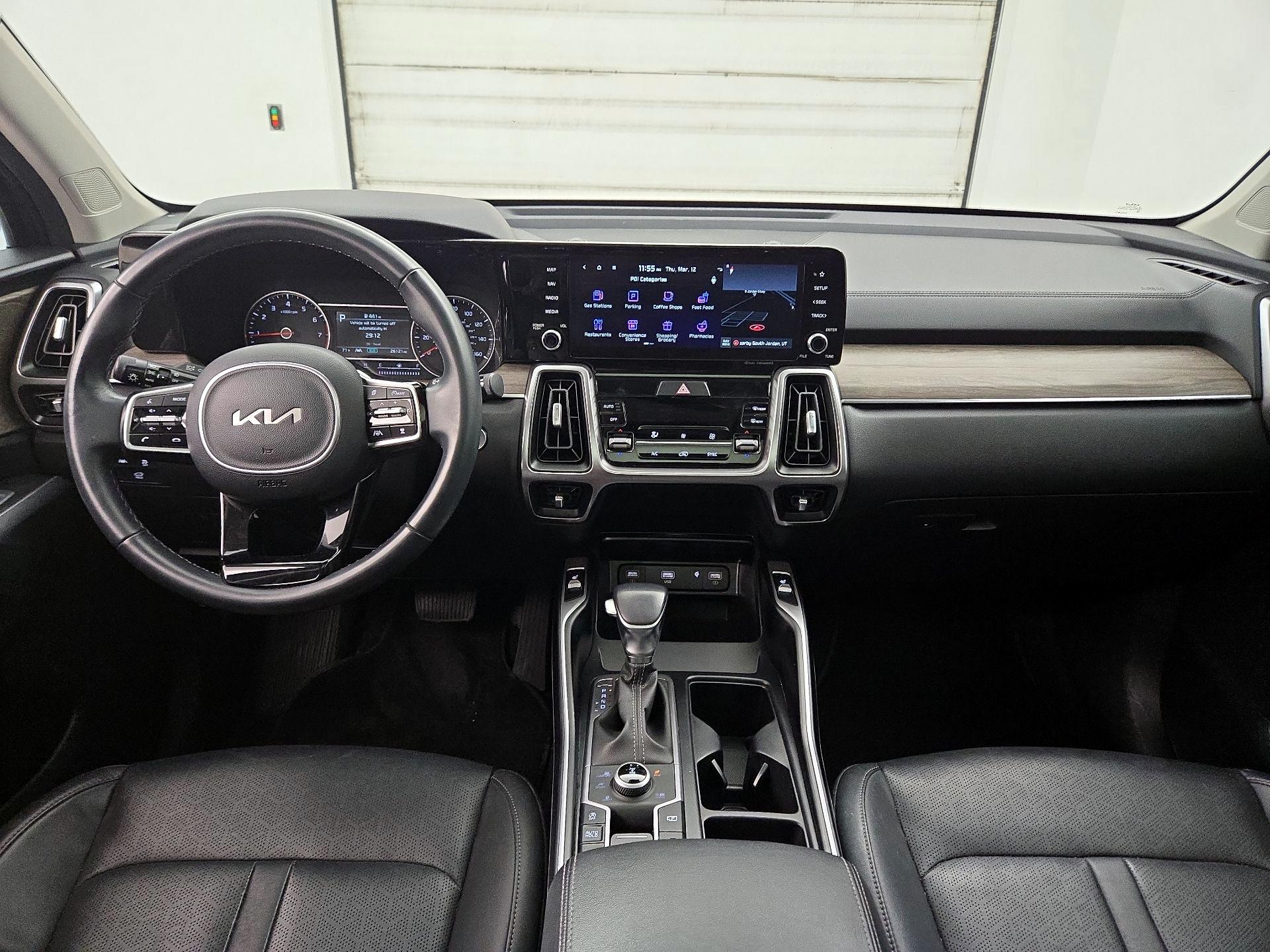 Thumbnail: 2023 Kia Sorento - 9