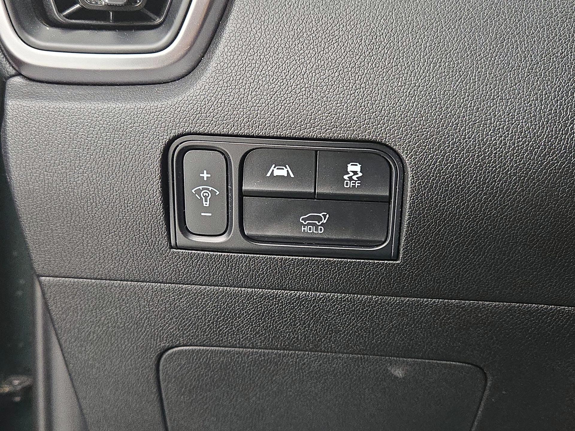 Thumbnail: 2023 Kia Sorento - 13