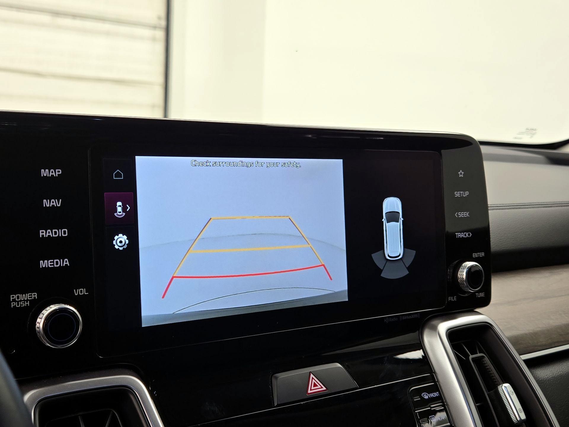 Thumbnail: 2023 Kia Sorento - 14