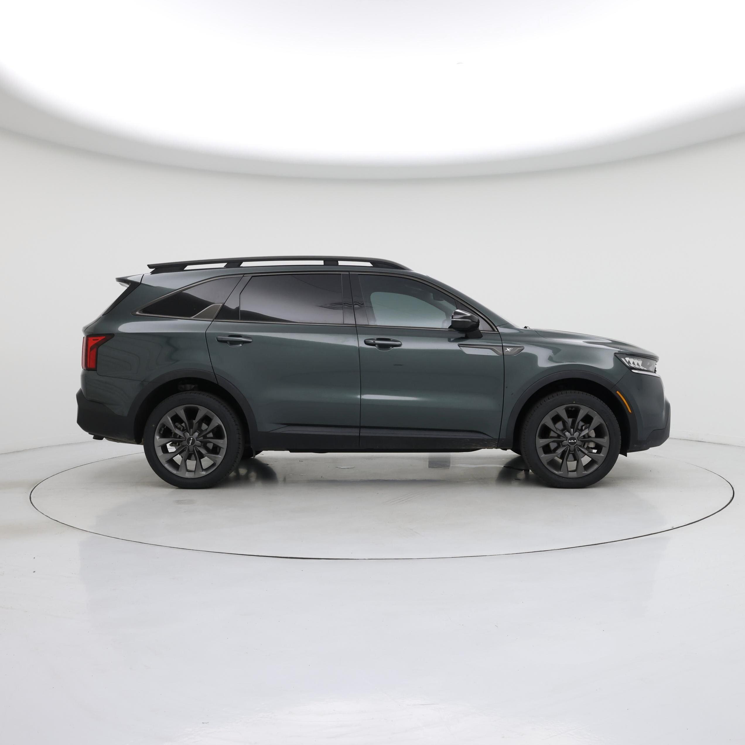Thumbnail: 2023 Kia Sorento - 7