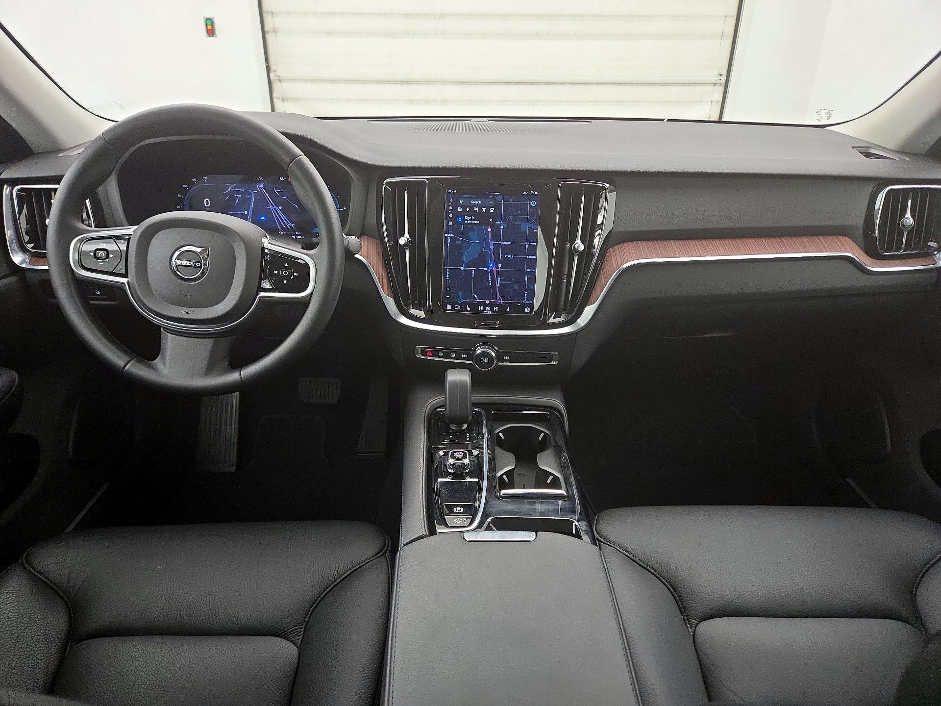 Thumbnail: 2023 Volvo S60 - 9