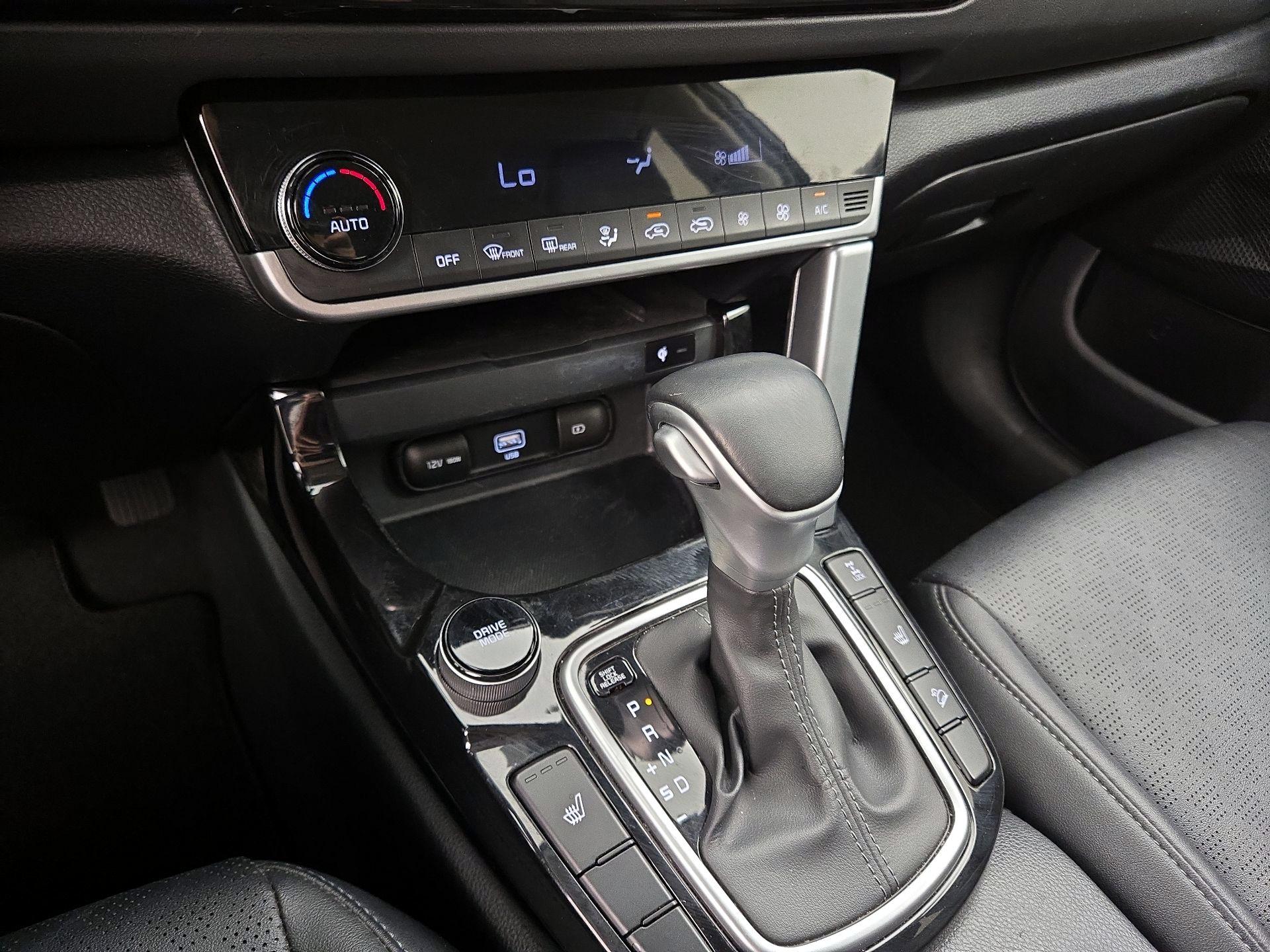 Thumbnail: 2023 Kia Seltos - 16