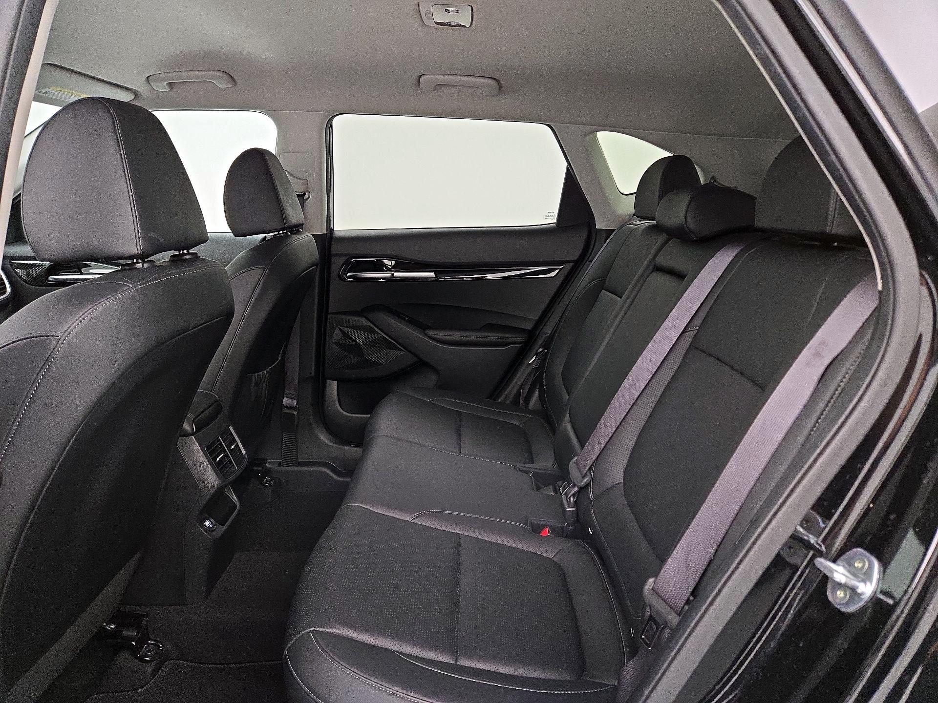 Thumbnail: 2023 Kia Seltos - 19