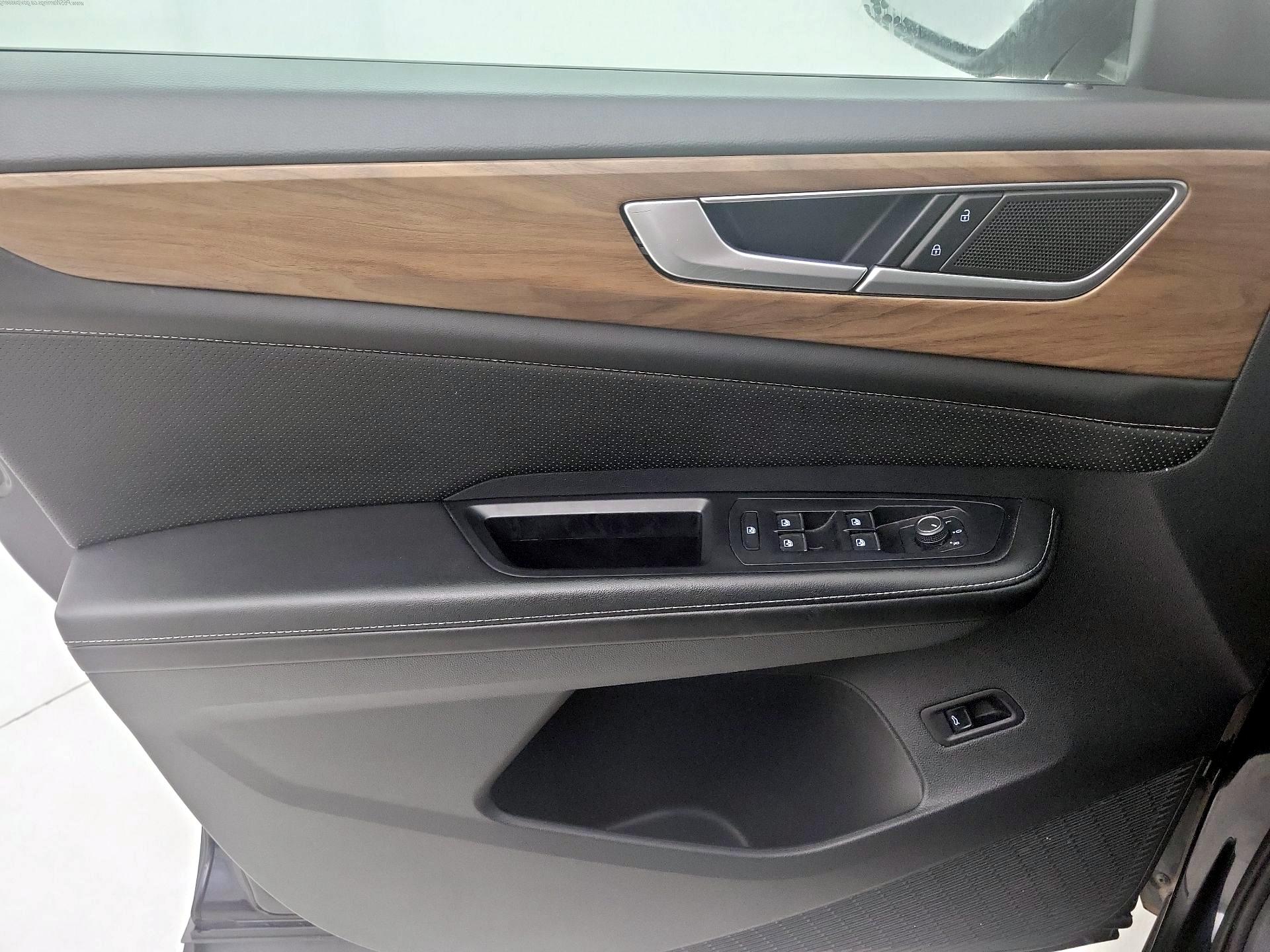 Thumbnail: 2024 Volkswagen Atlas - 12