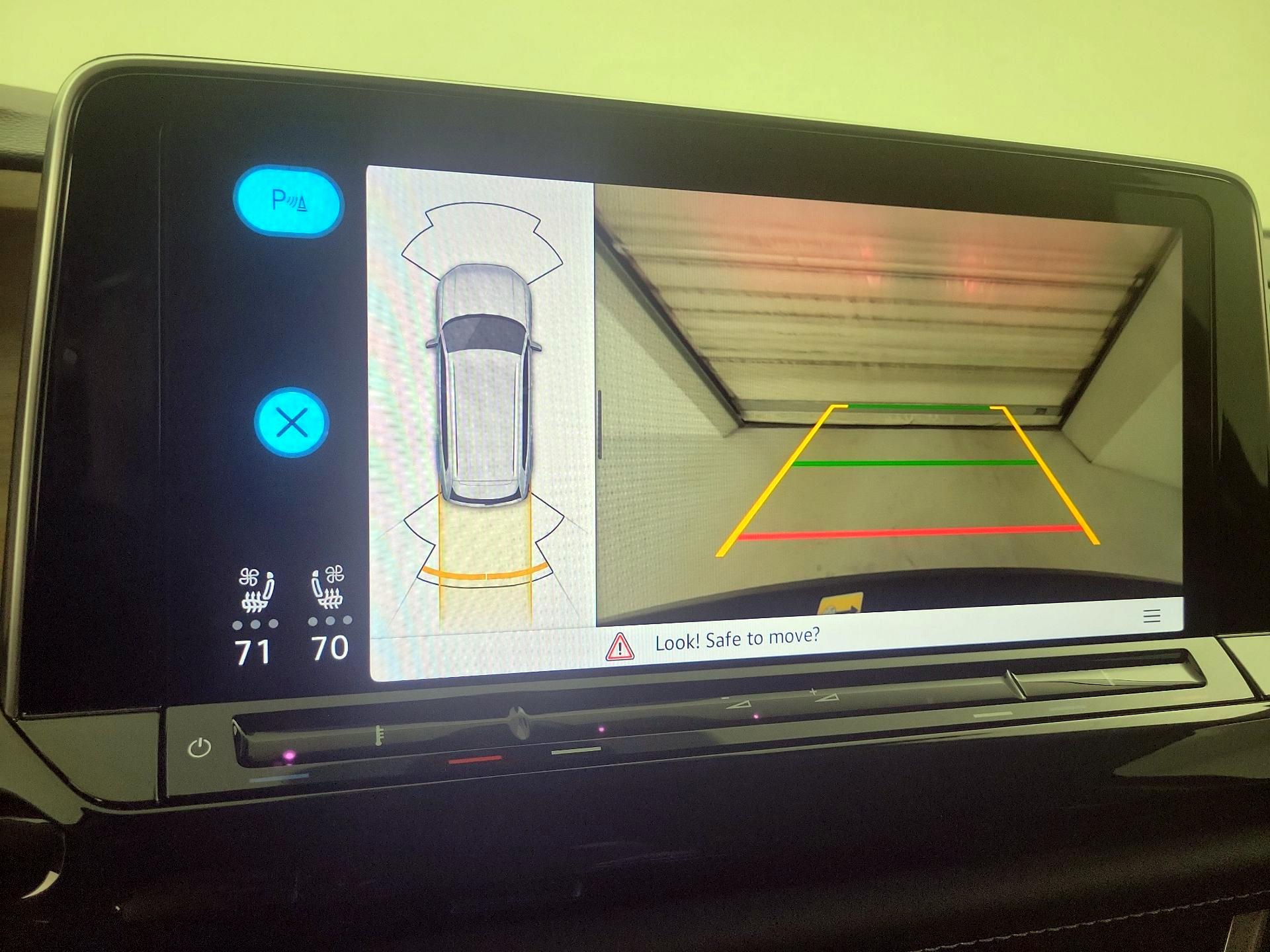 Thumbnail: 2024 Volkswagen Atlas - 14