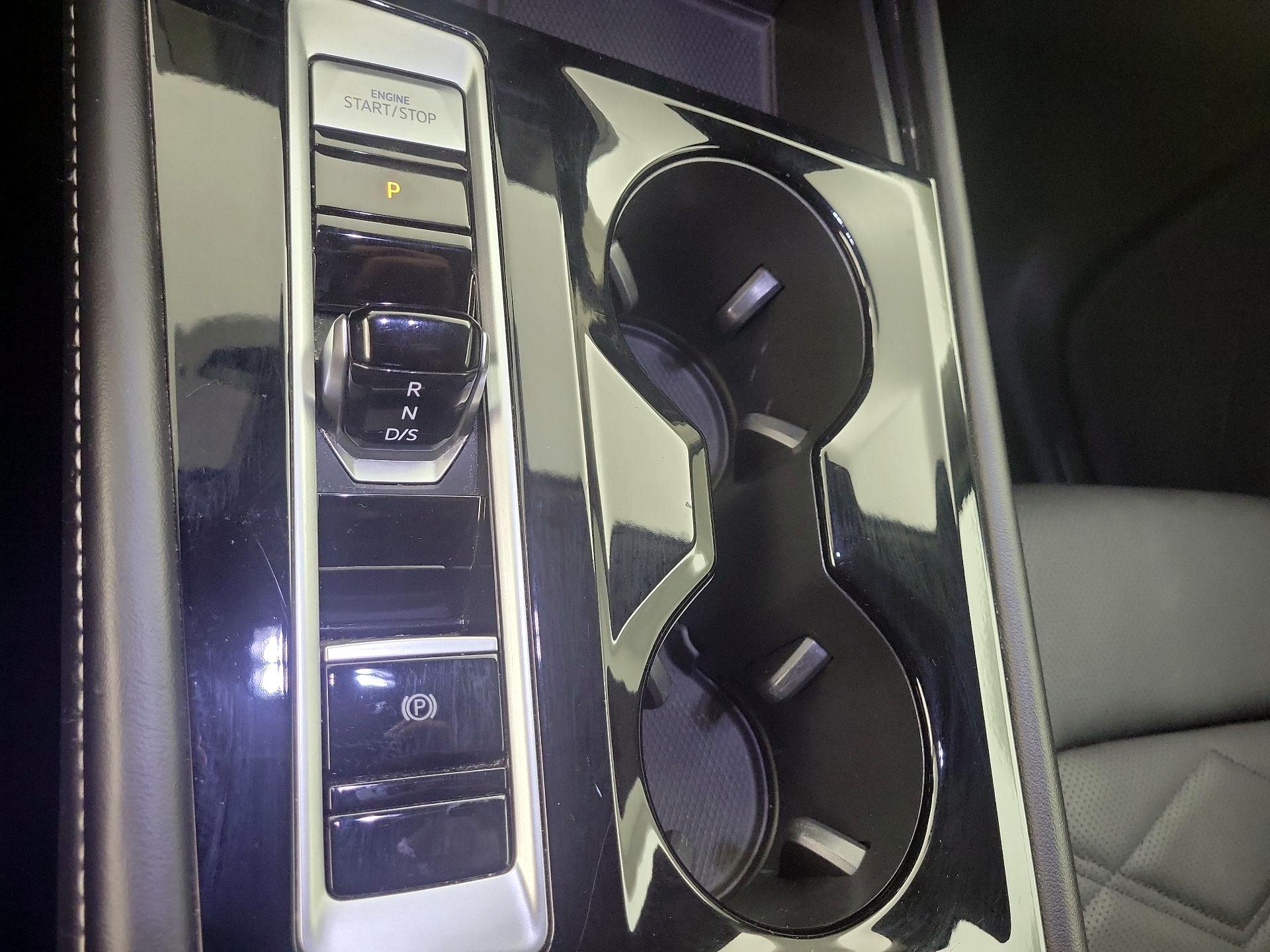 Thumbnail: 2024 Volkswagen Atlas - 17