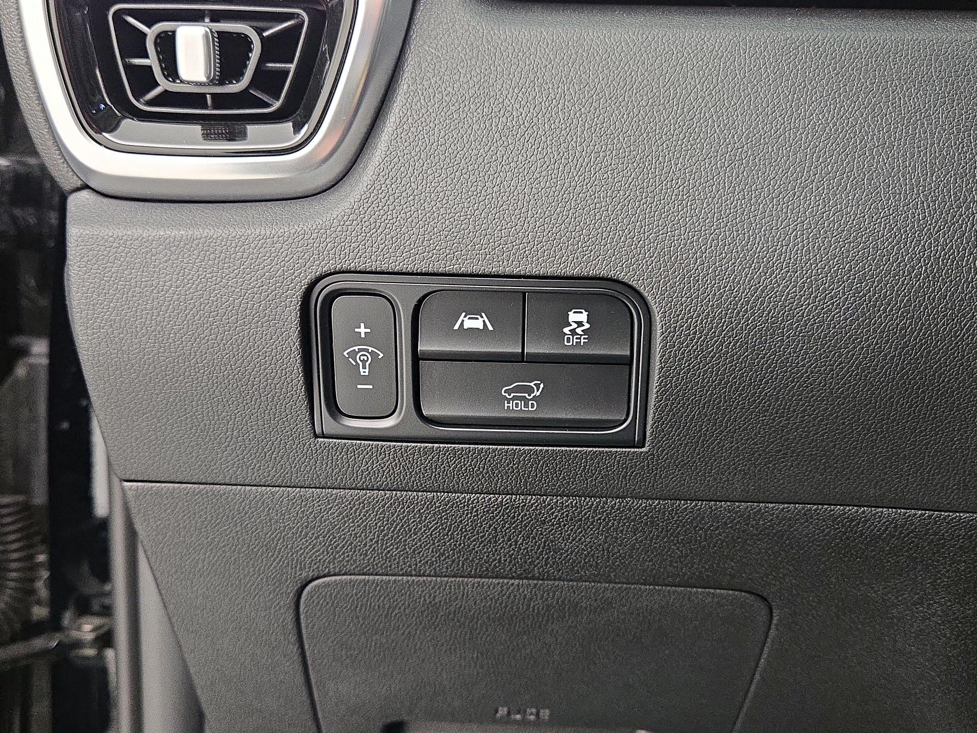 Thumbnail: 2023 Kia Sorento - 13