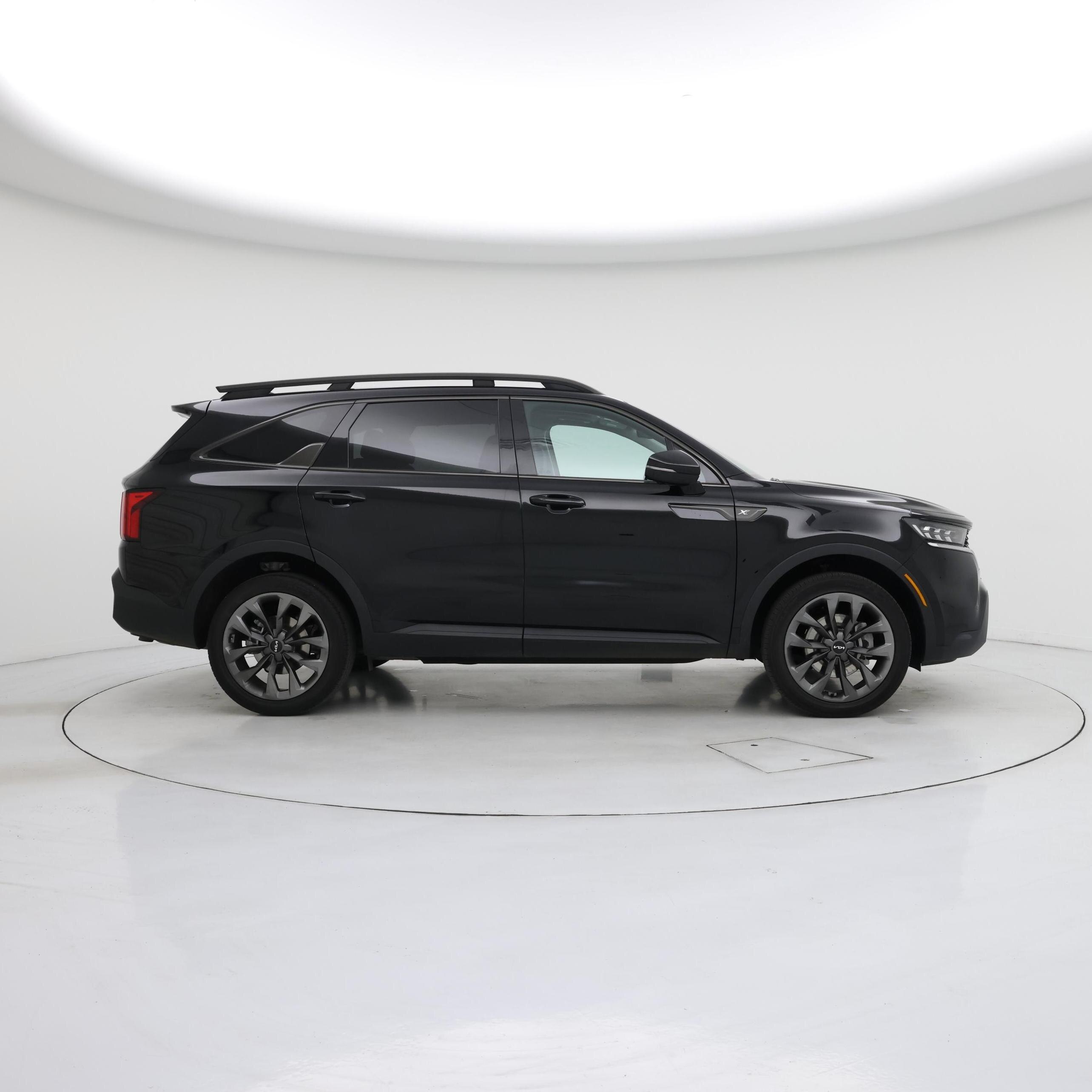 Thumbnail: 2023 Kia Sorento - 7