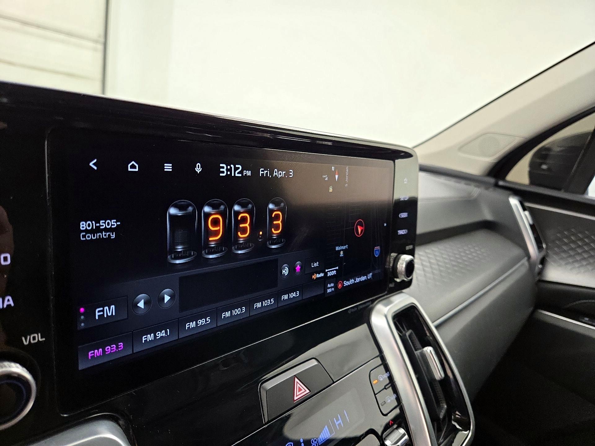 Thumbnail: 2022 Kia Sorento - 16