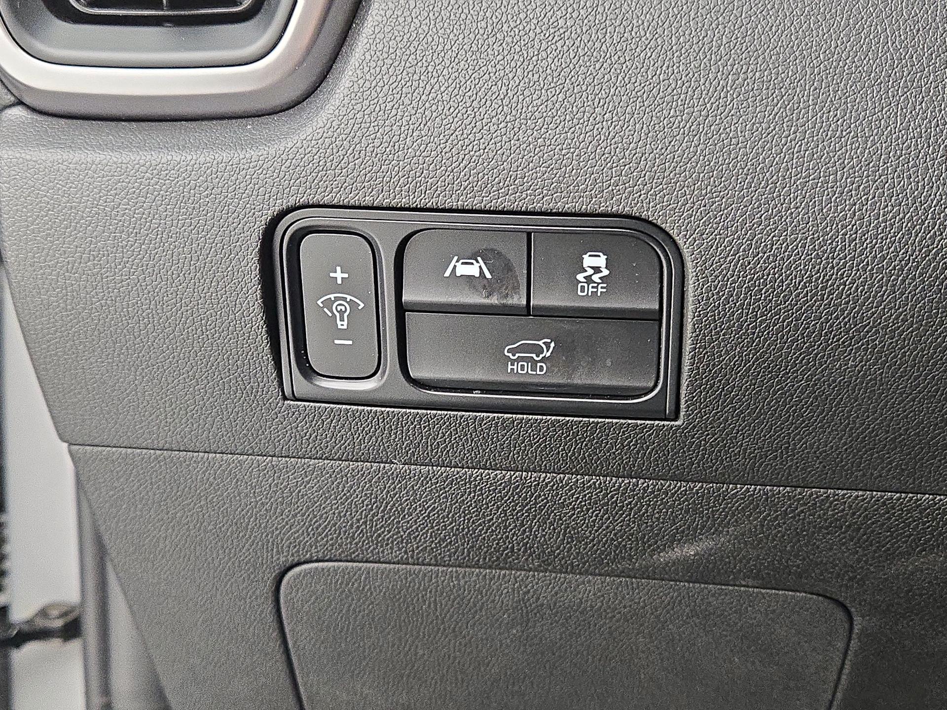 Thumbnail: 2023 Kia Sorento - 13