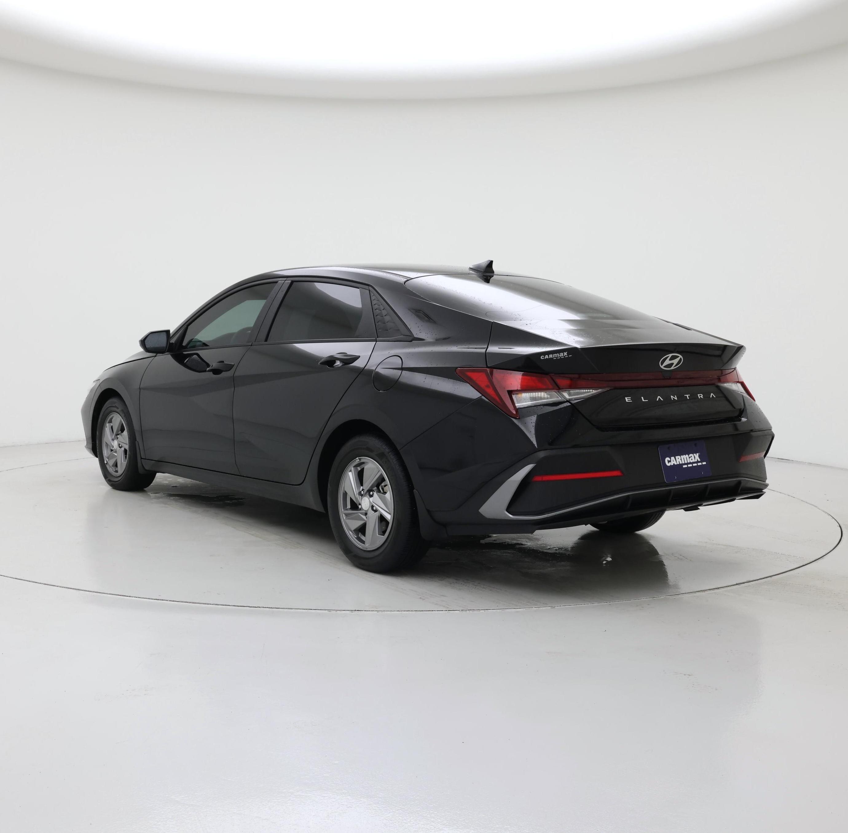Thumbnail: 2025 Hyundai Elantra - 2