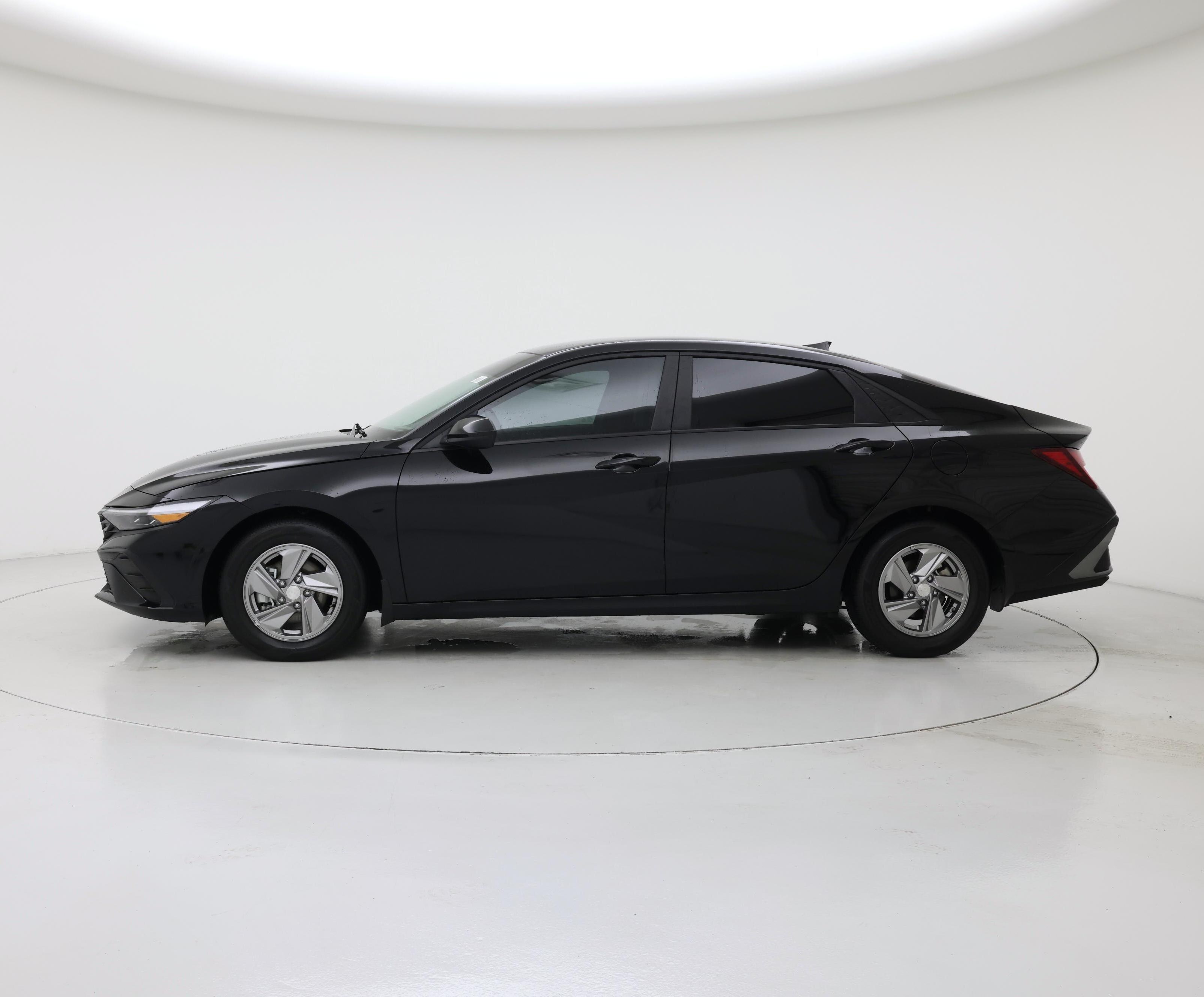 Thumbnail: 2025 Hyundai Elantra - 3