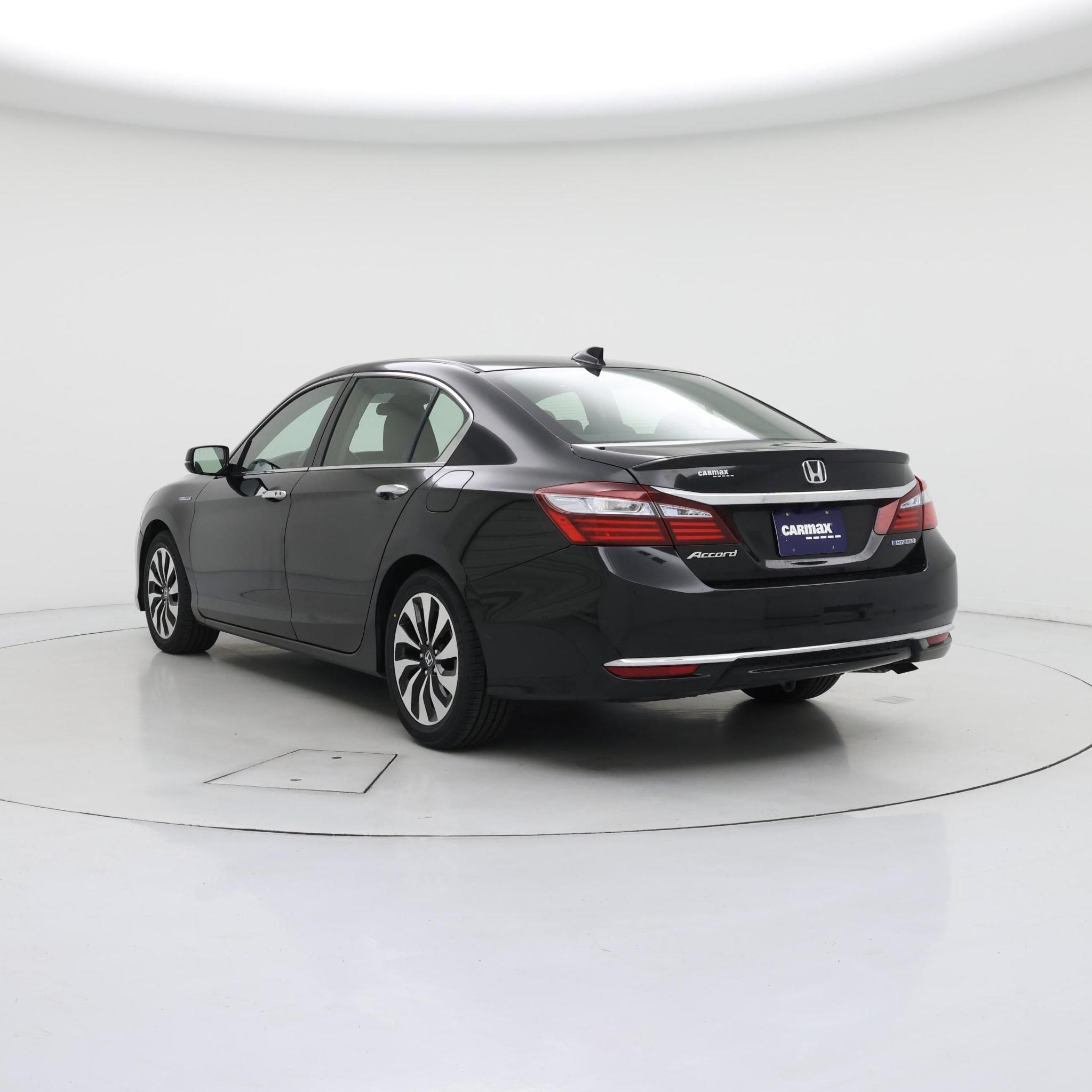Thumbnail: 2017 Honda Accord - 2