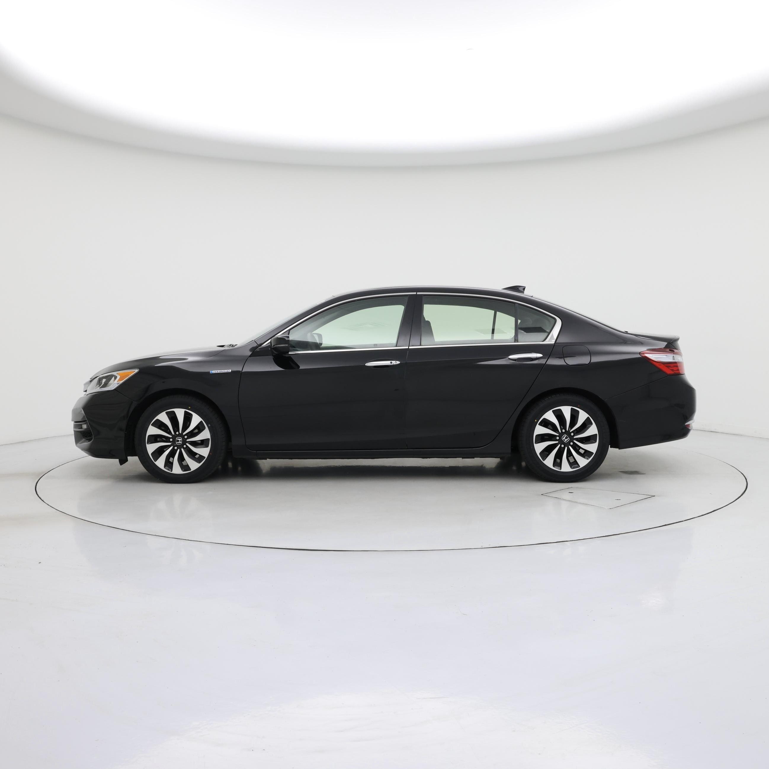 Thumbnail: 2017 Honda Accord - 3