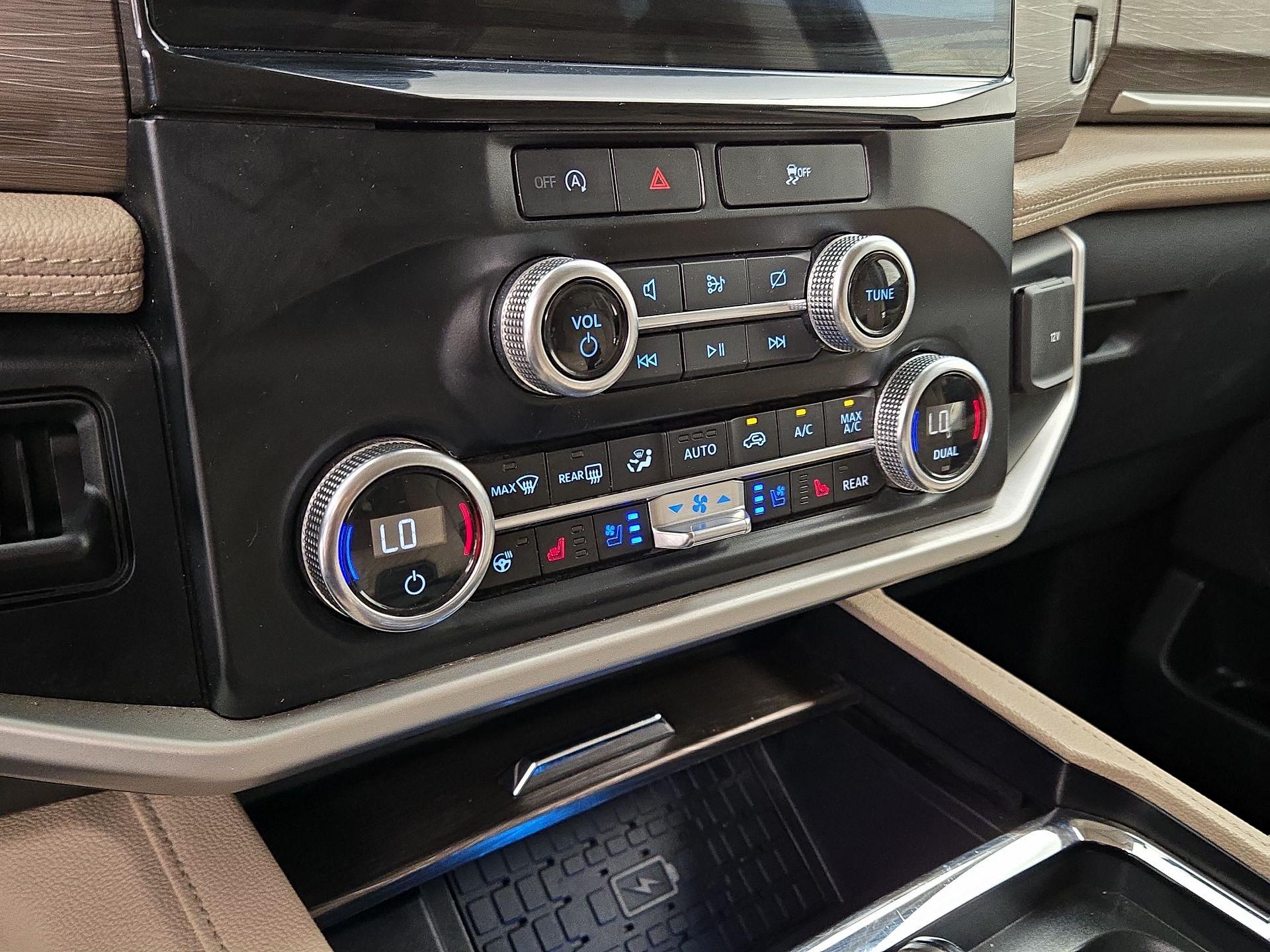 Thumbnail: 2024 Ford Expedition MAX - 17