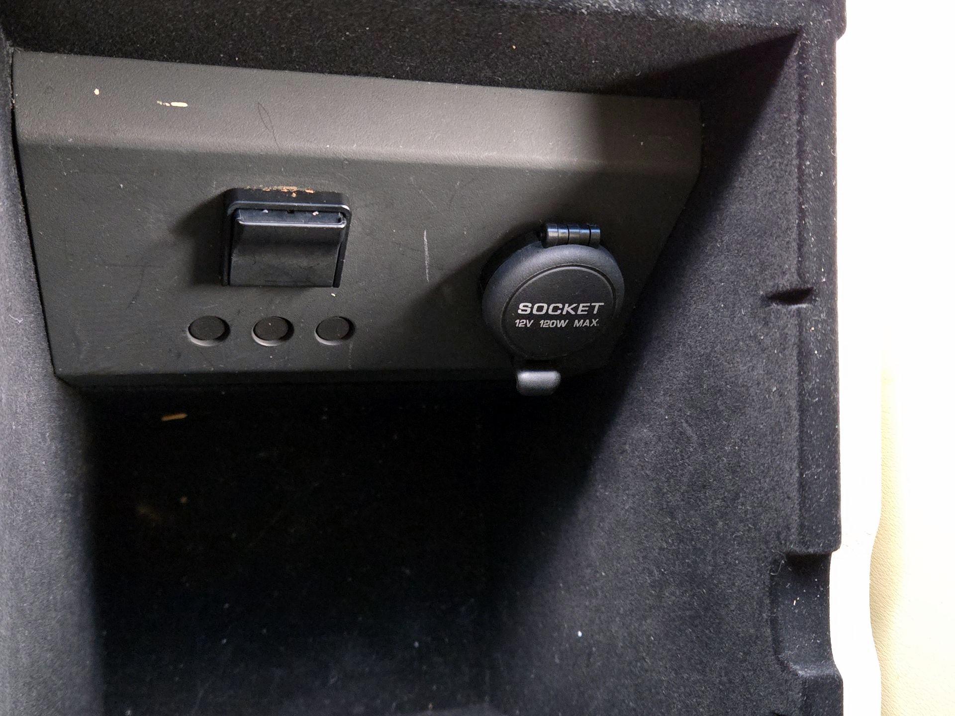 Thumbnail: 2017 INFINITI QX50 - 18