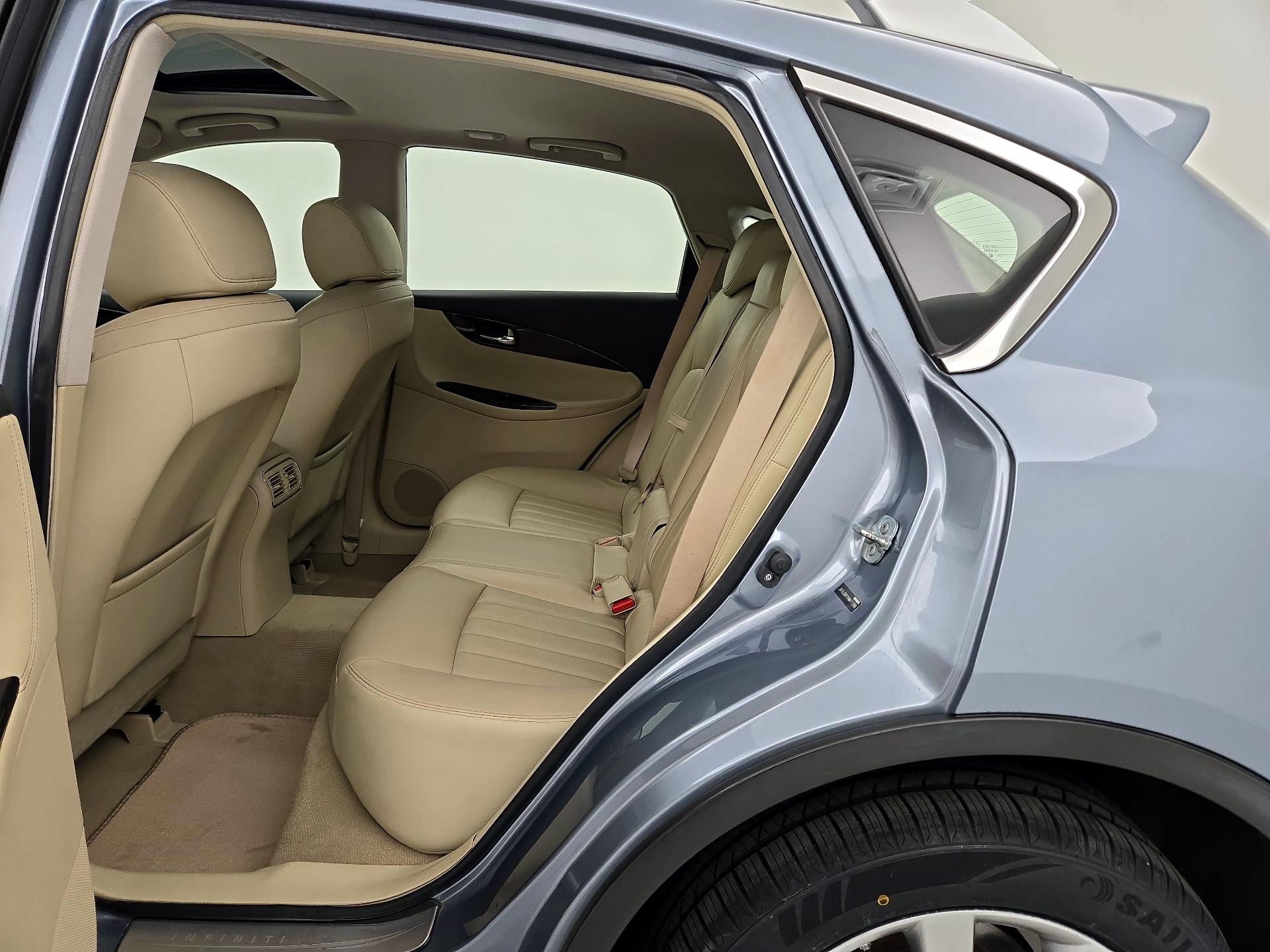 Thumbnail: 2017 INFINITI QX50 - 20